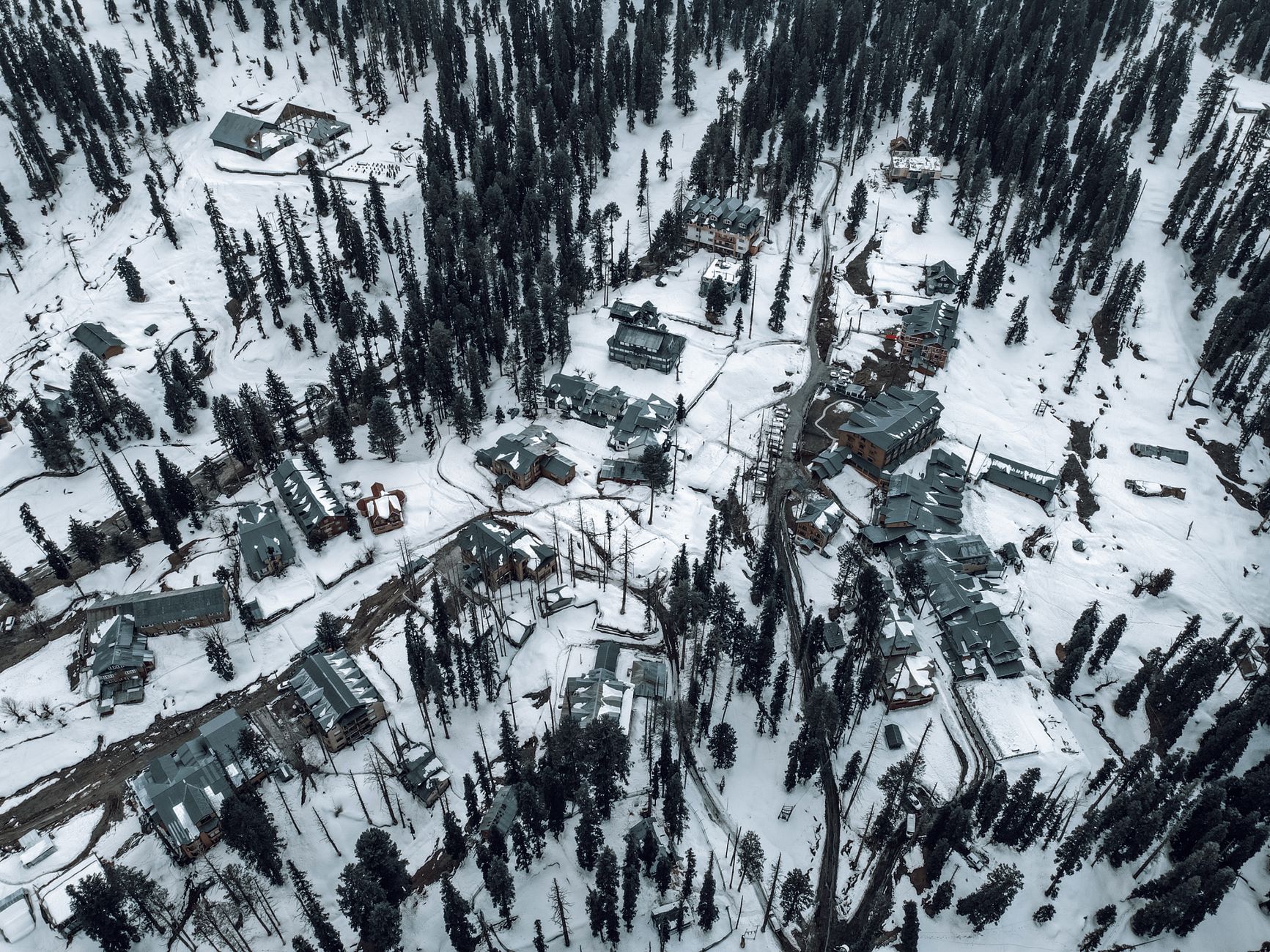 Gulmarg's Odd-Even Scheme: A Breath of Fresh Air for Kashmir's Pristine Slopes
