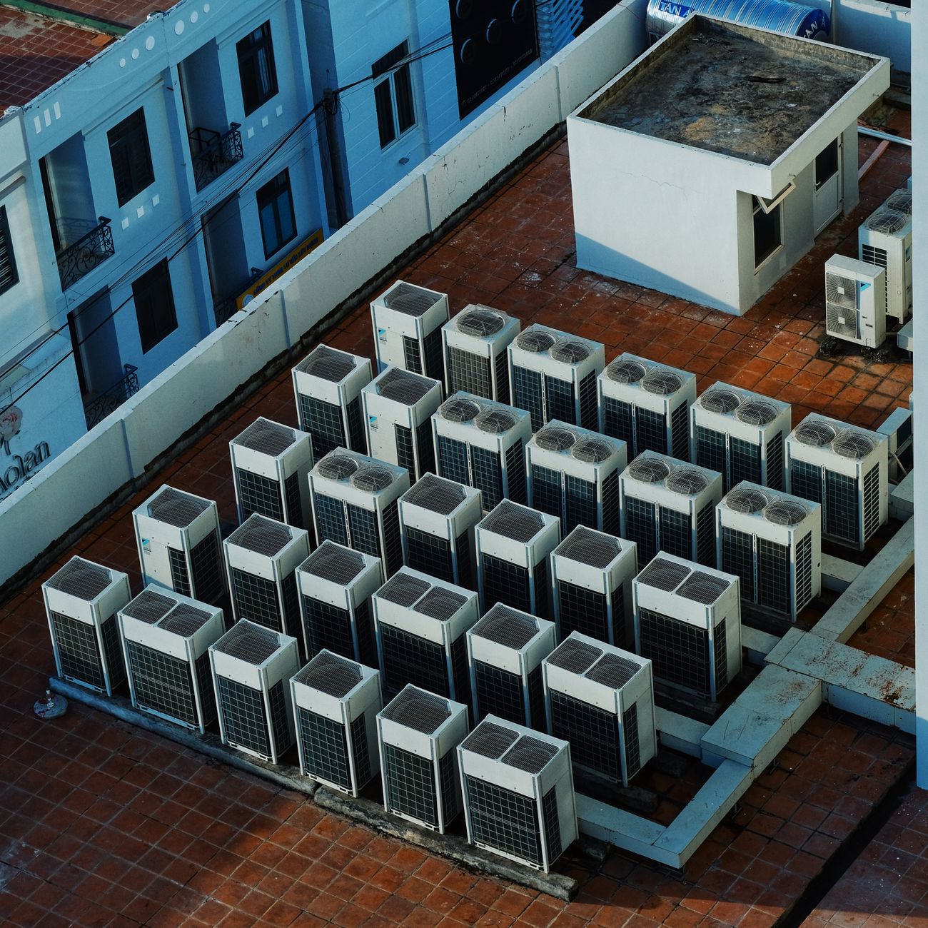 Europe Swelters: The Rising Demand for Cooling Solutions