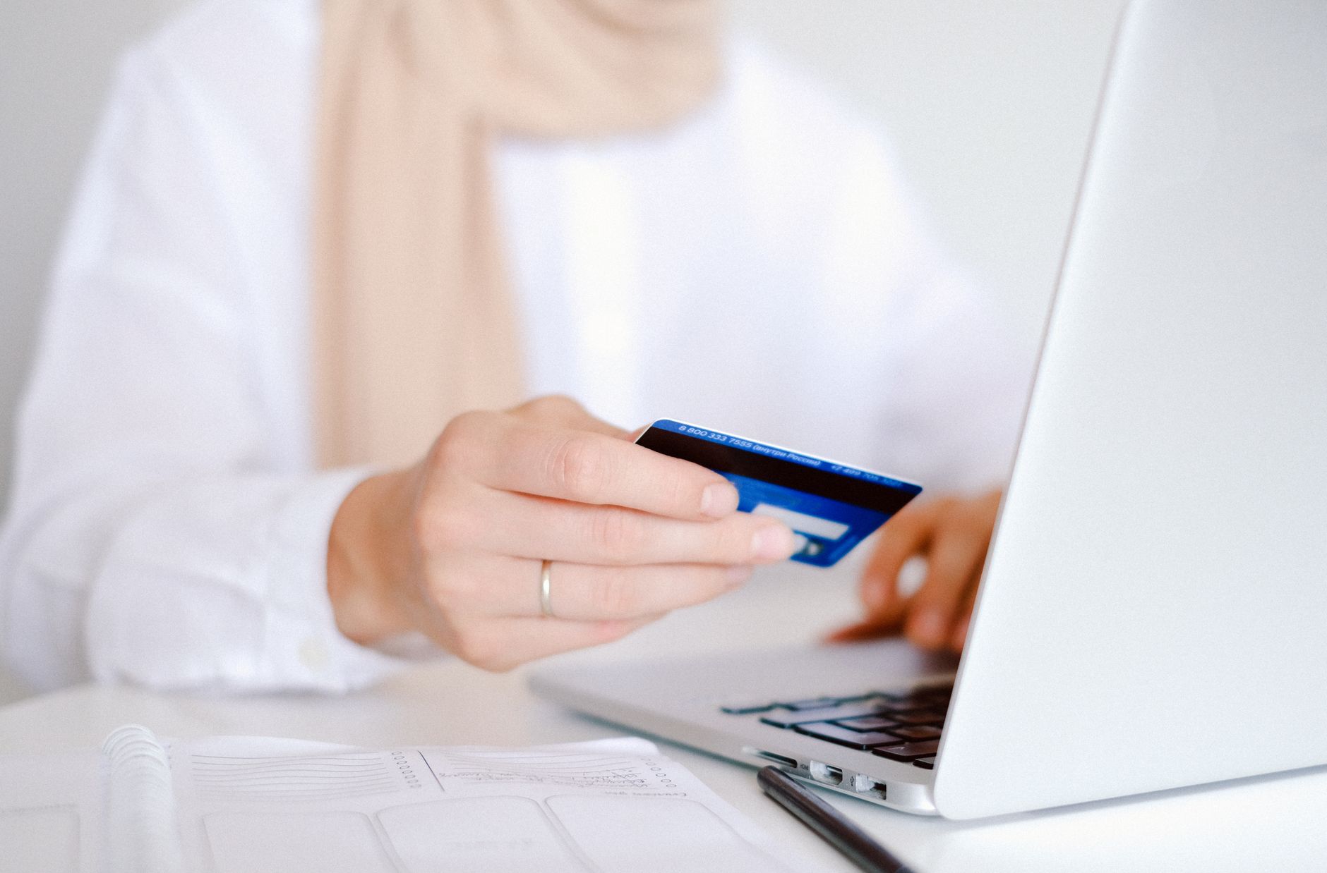 Flipkart Tightens Grip on Indian E-commerce, Myntra Dominates Fashion