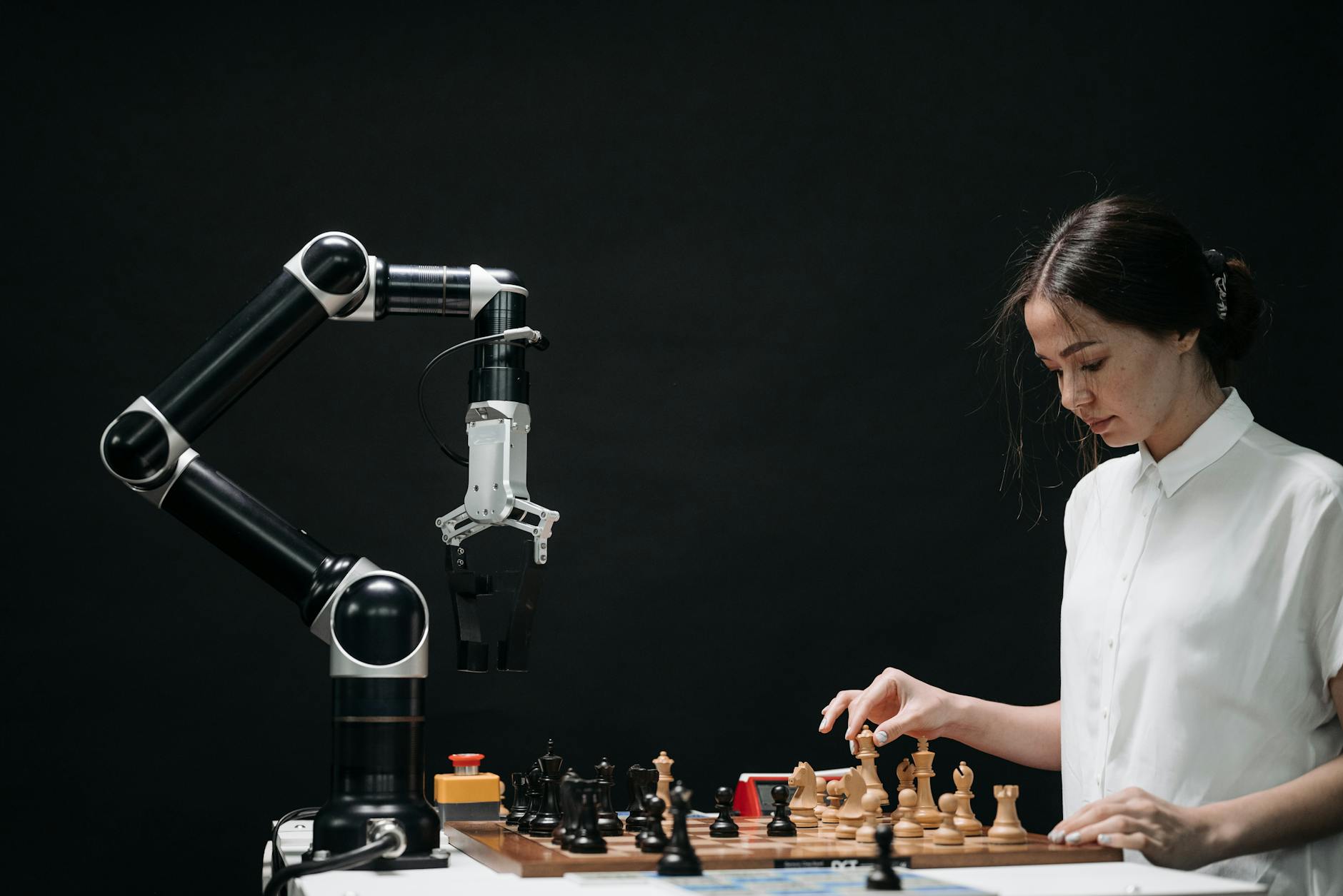 KPMG Unveils Strategic Alliance with AI Firm Anthropic