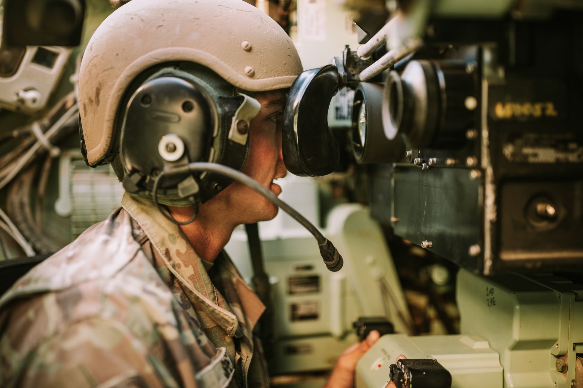AI on the Frontline: Transforming Modern Warfare