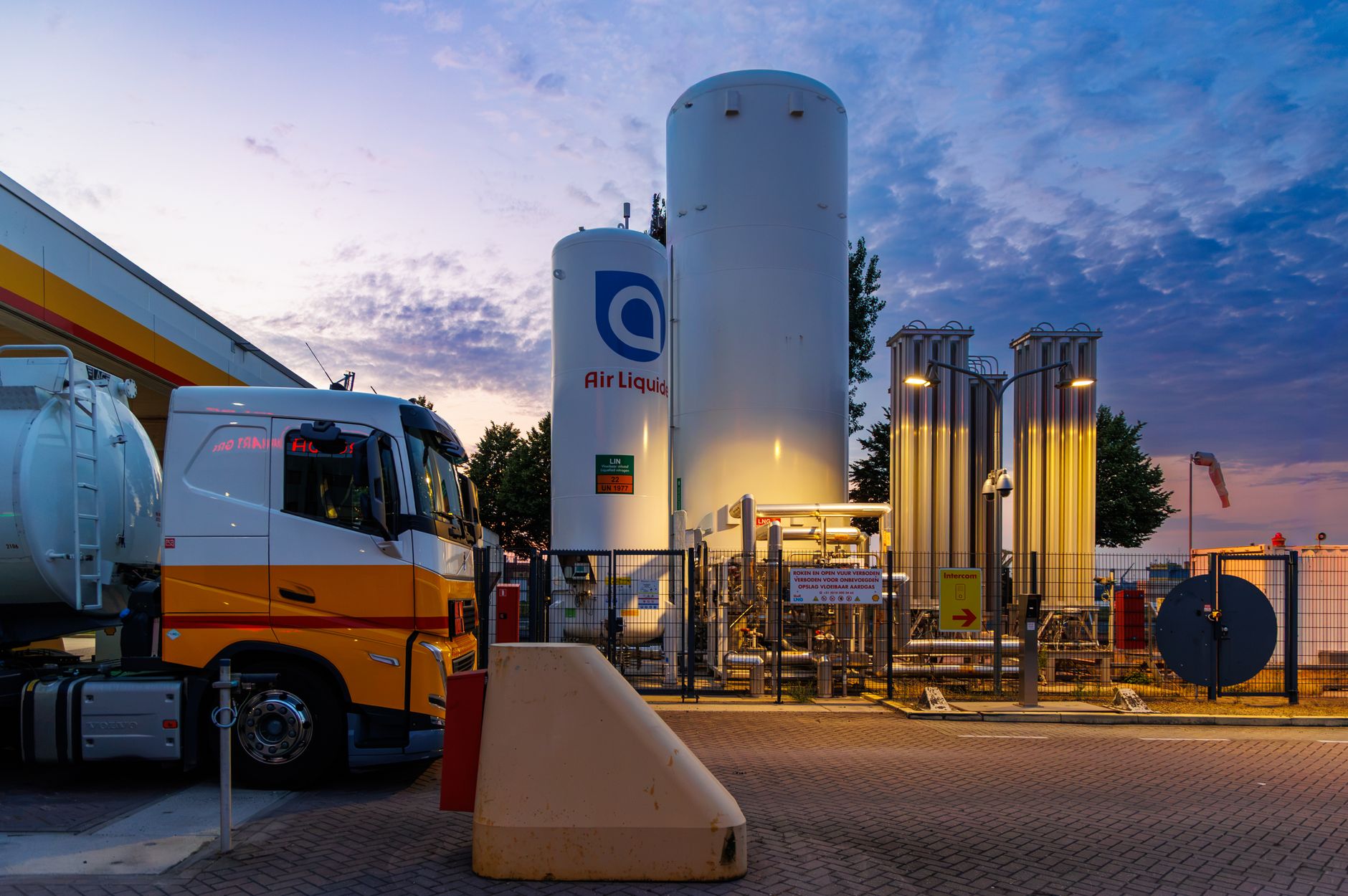 MAHLE's Multi-Technology Approach: A New Era for Green Trucks