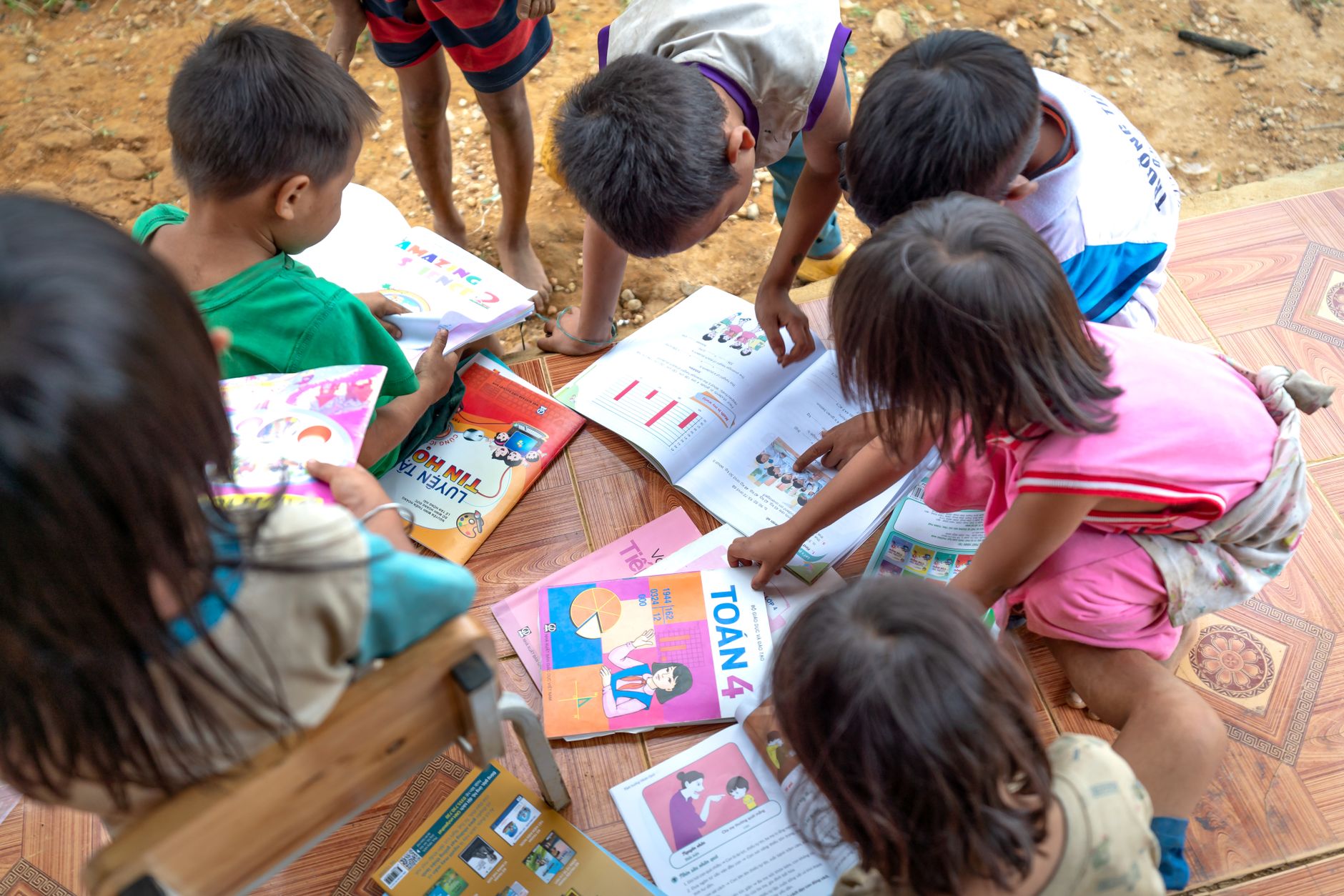 Global Education Faces Crisis as Reading Scores Plummet
