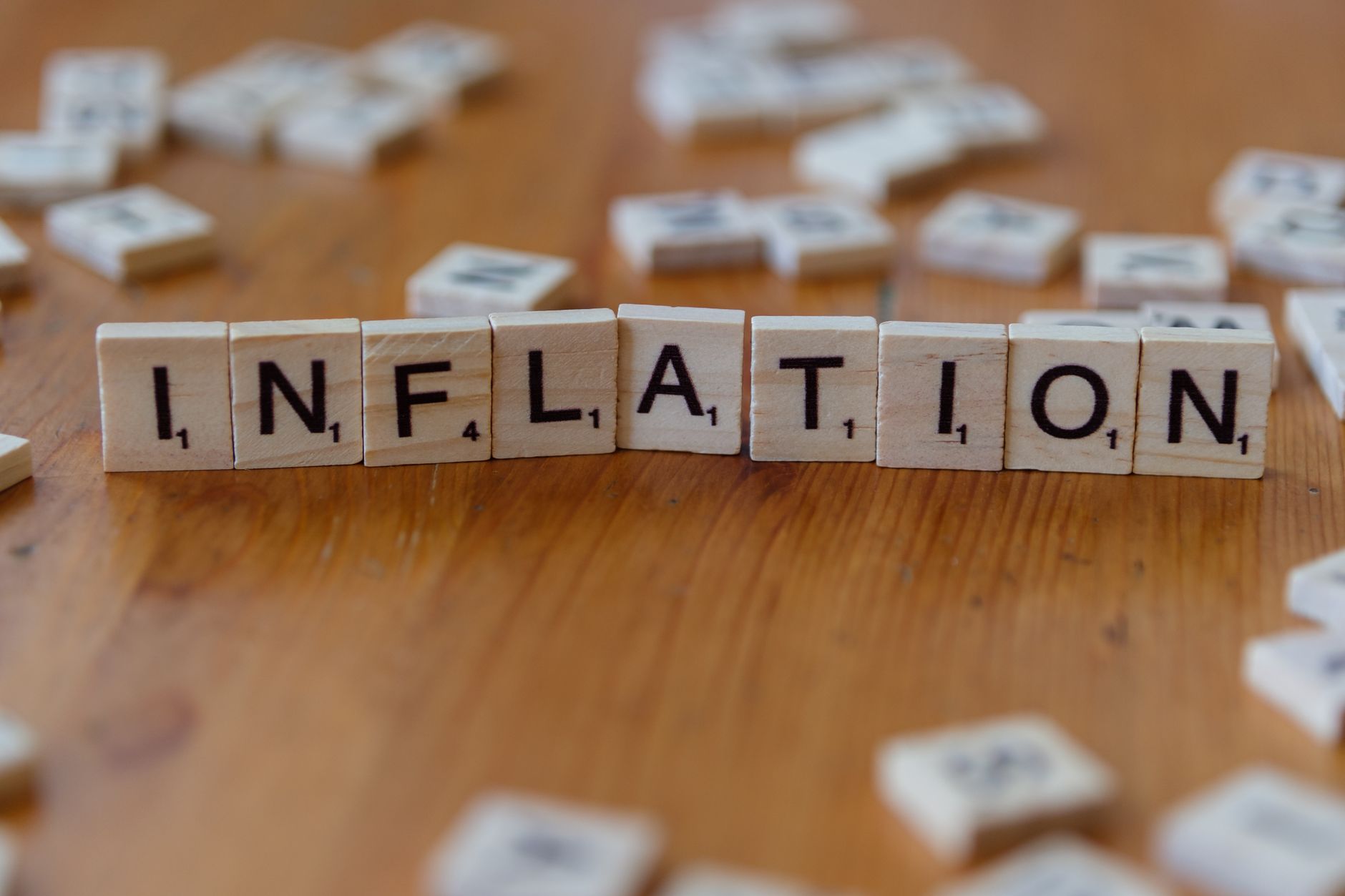 UK Inflation Reaches New High as Nobel Laureates in Economics Announced
