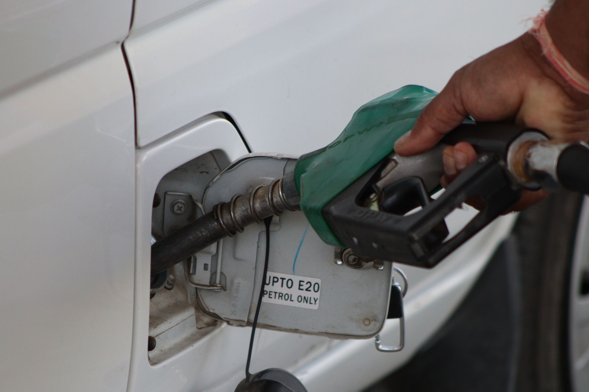 India Refutes Claims on E20 Petrol Export Rejection by Bhutan