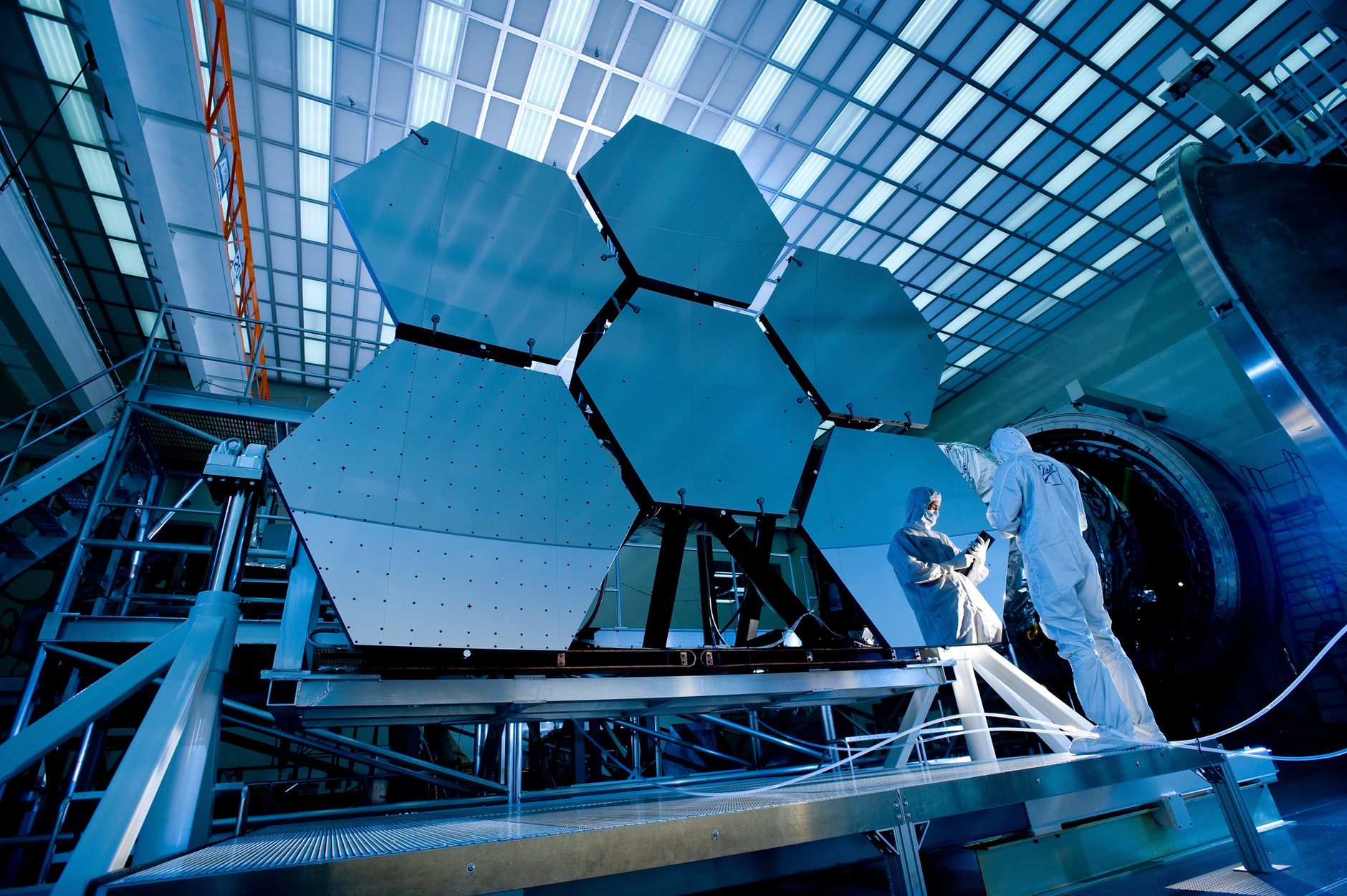James Webb Telescope Unveils Ancient Black Hole Pair