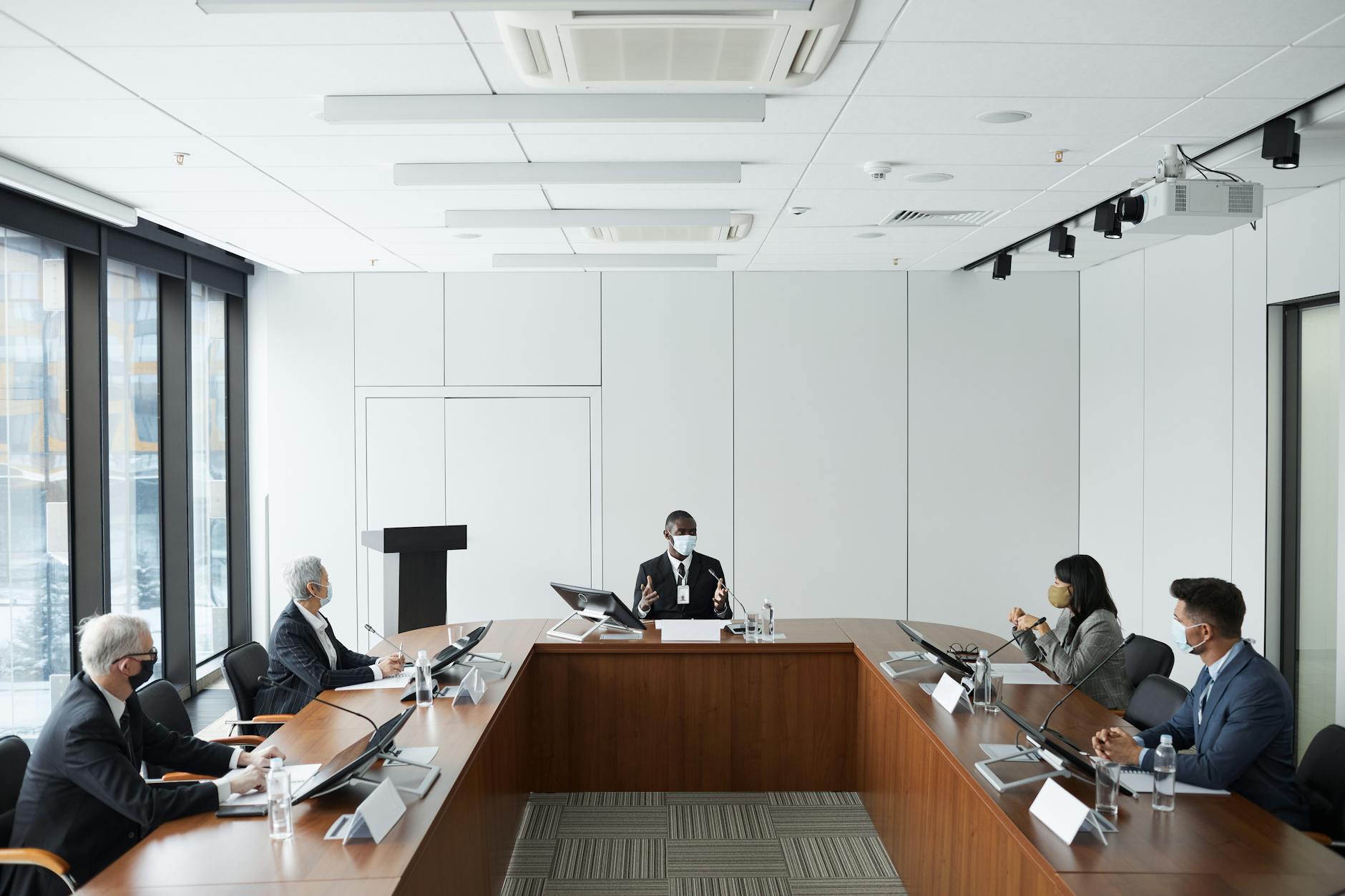 Tata Sons Board Evaluates New Ventures; Key Meeting Set for June
