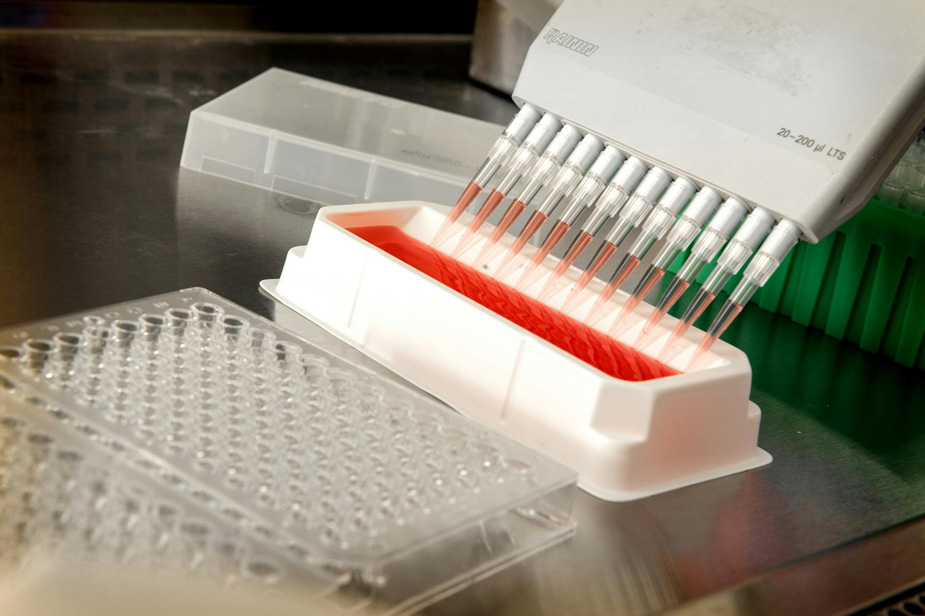 The Rise of Autonomous Agents in Biological Research