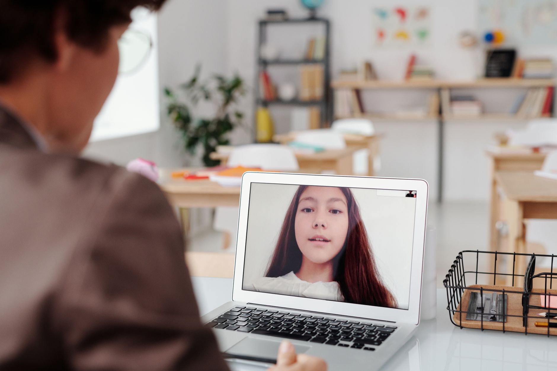 Teachers Grapple with AI's Role in Student Learning