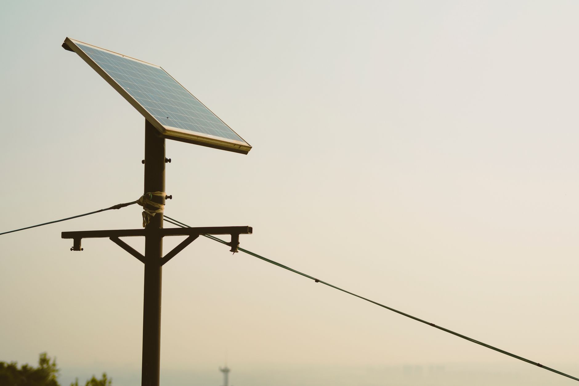 Revolutionary Device Converts Sunlight into Fuel Without Batteries