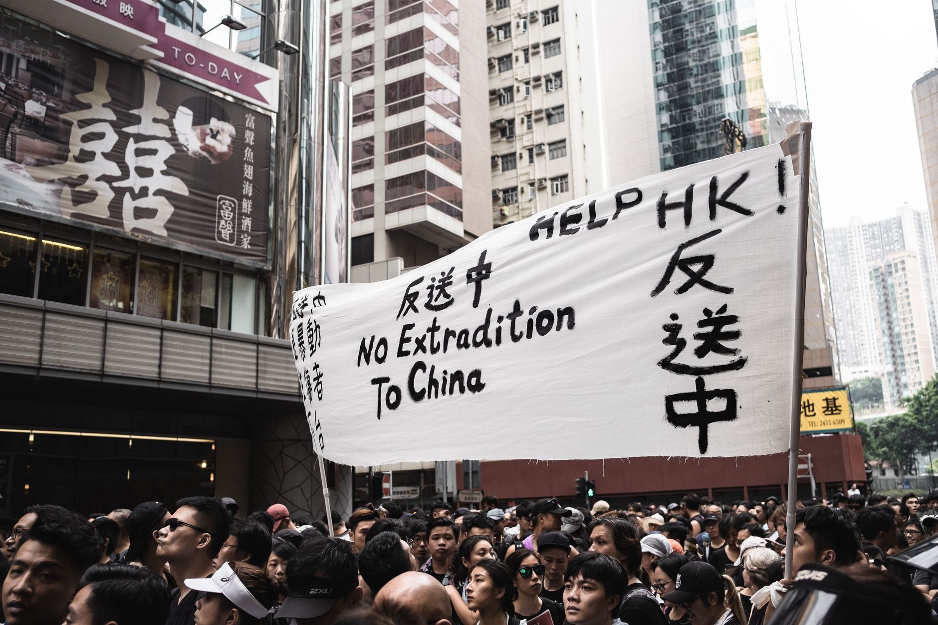 Trump Engages Xi in Talks Over Political Prisoners