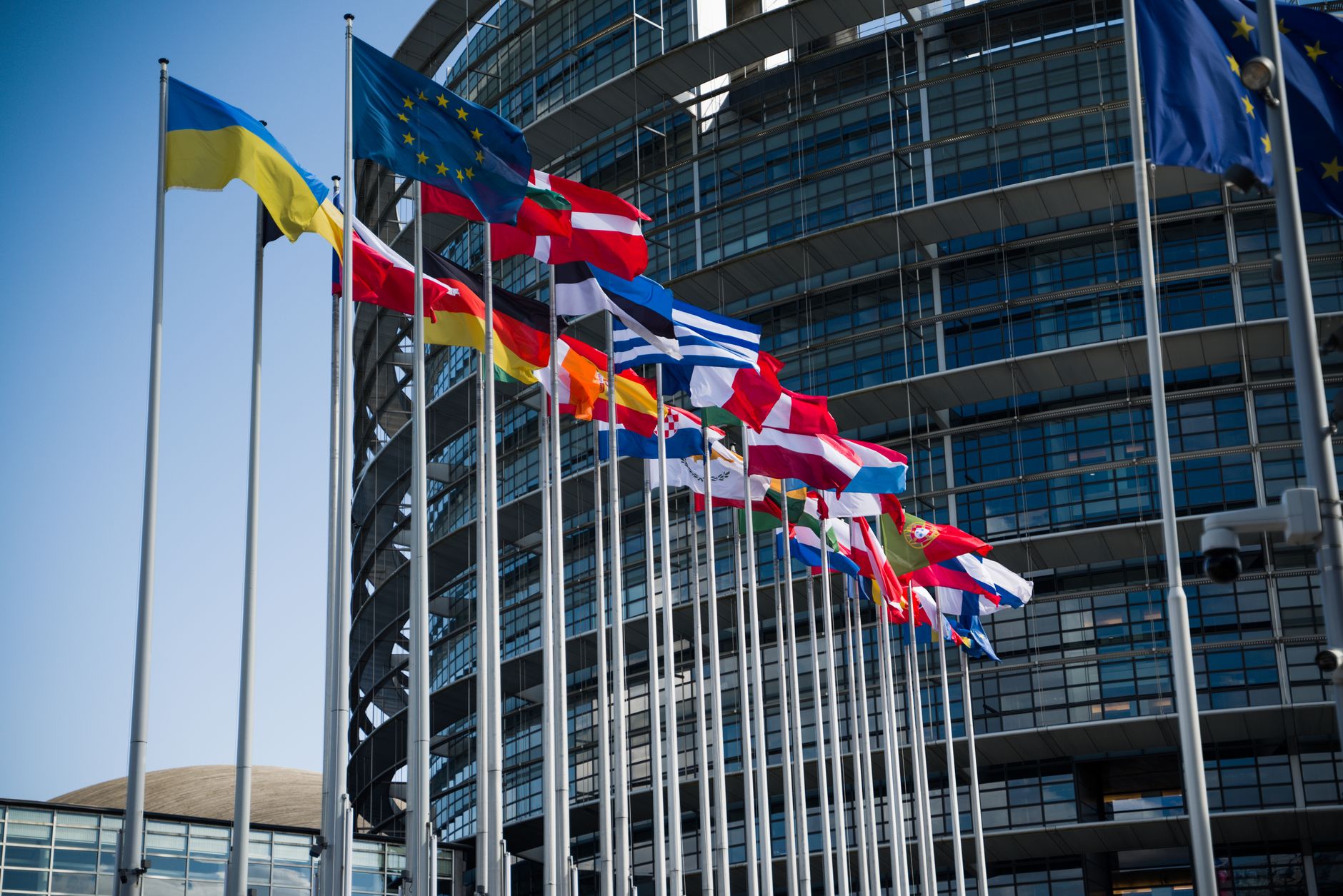 Navigating the Political Maze: A Balancing Act in Modern Governance