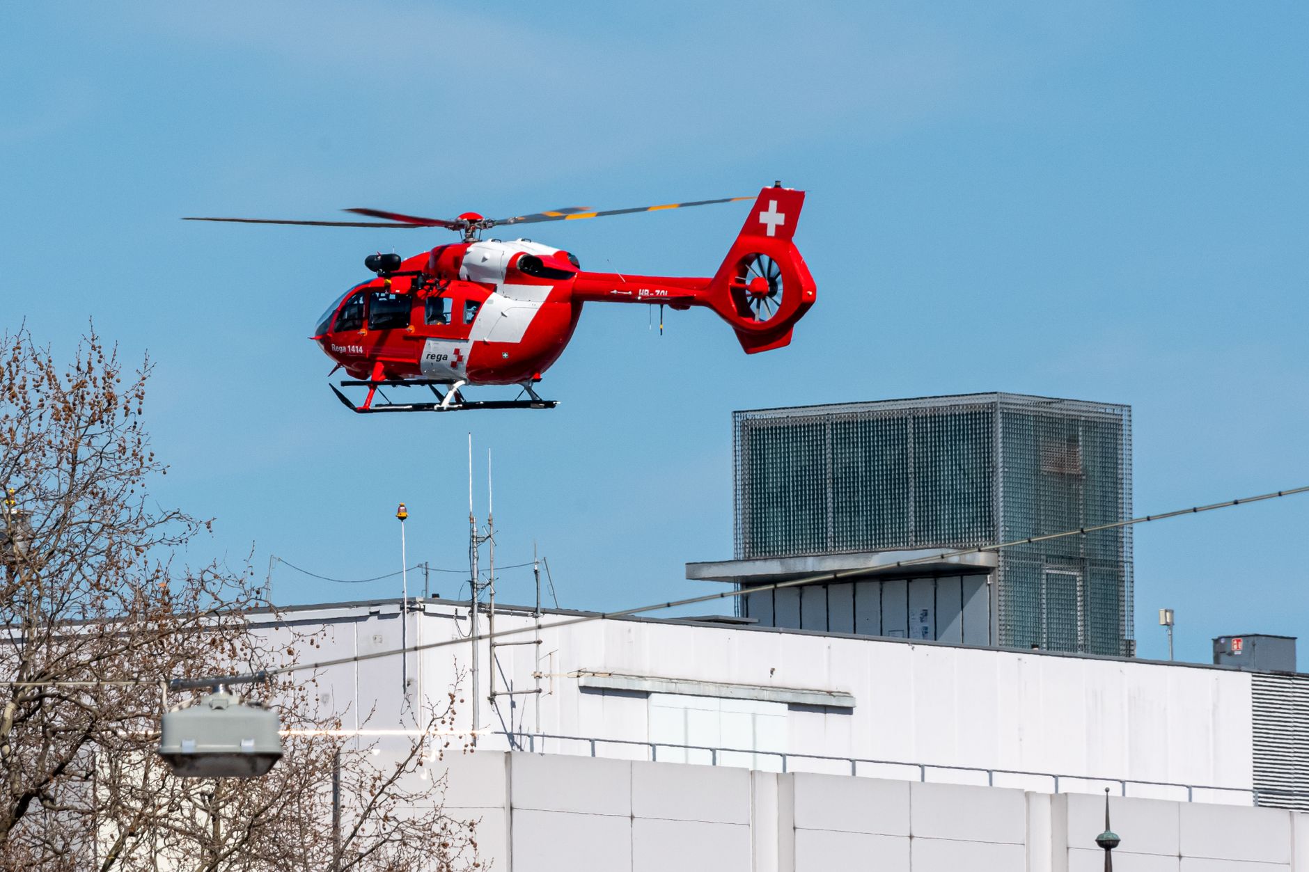 India Takes Flight: Apollo and ePlane's Electric Air Ambulance Initiative