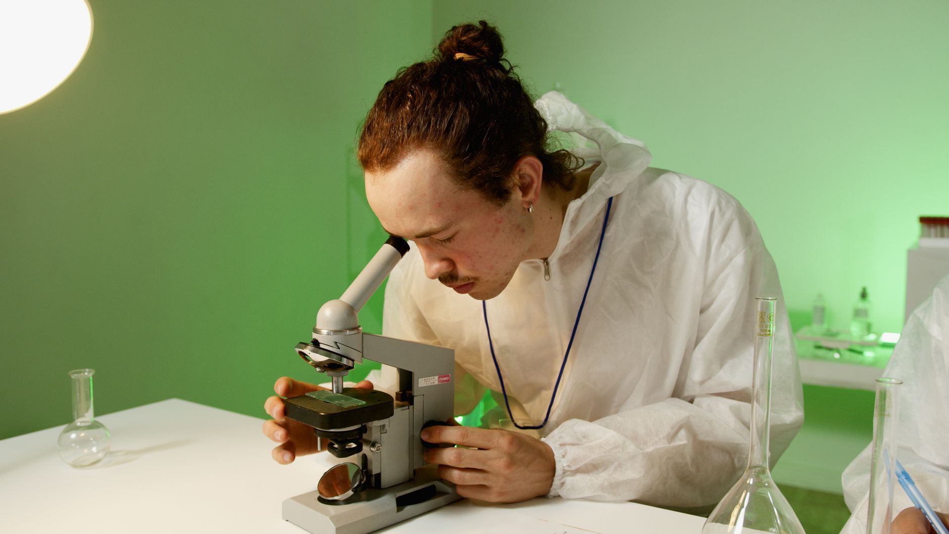 Motel Room Lab May Unlock Secrets of Life's Origins