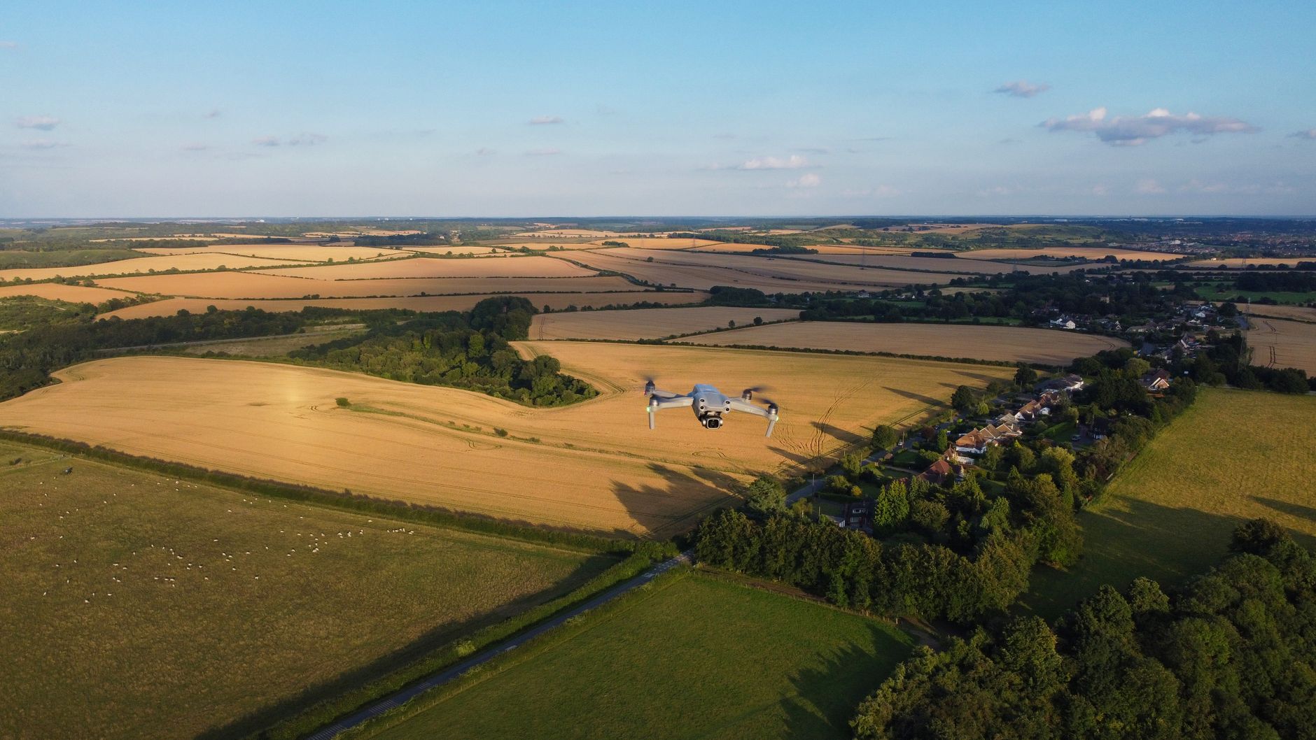 UK PM Burnham Hosts Zelenskyy, Unveils Drone Defence for Ukraine