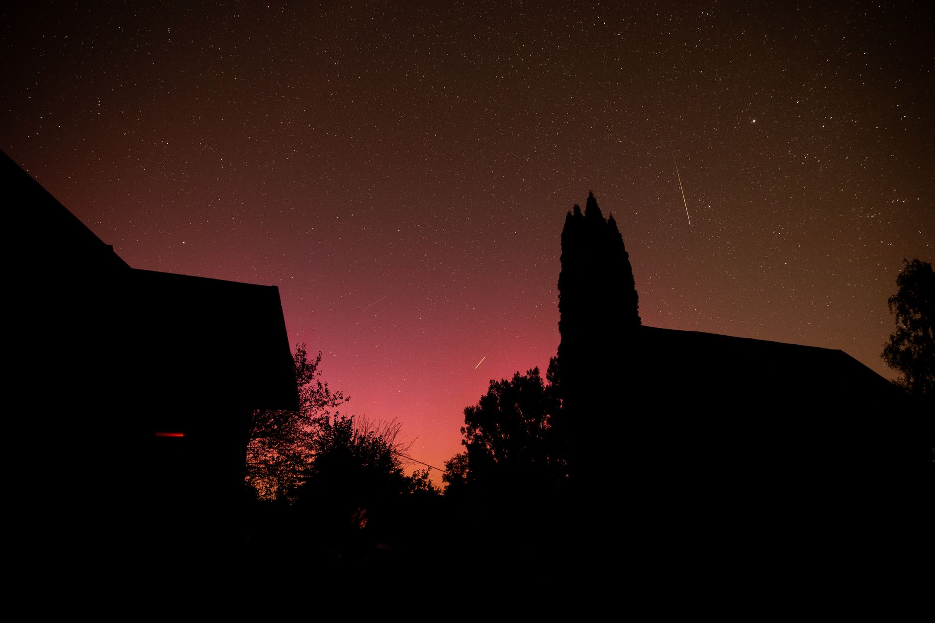 October Skywatch: Saturn's Grand Display and Celestial Surprises