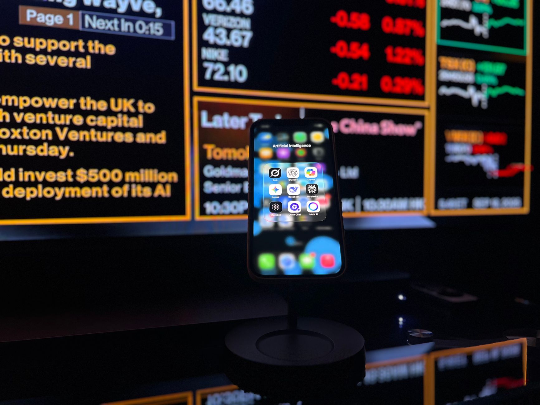 Amazon and Apple Unveil Strategic AI Ambitions: Key Insights