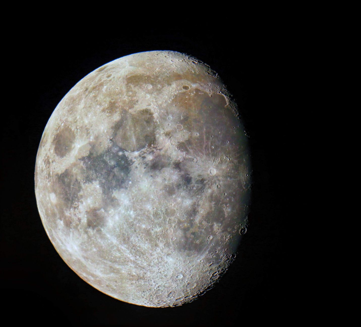 Unveiling the Enigma: The Moon's Mysterious Two Faces Decoded