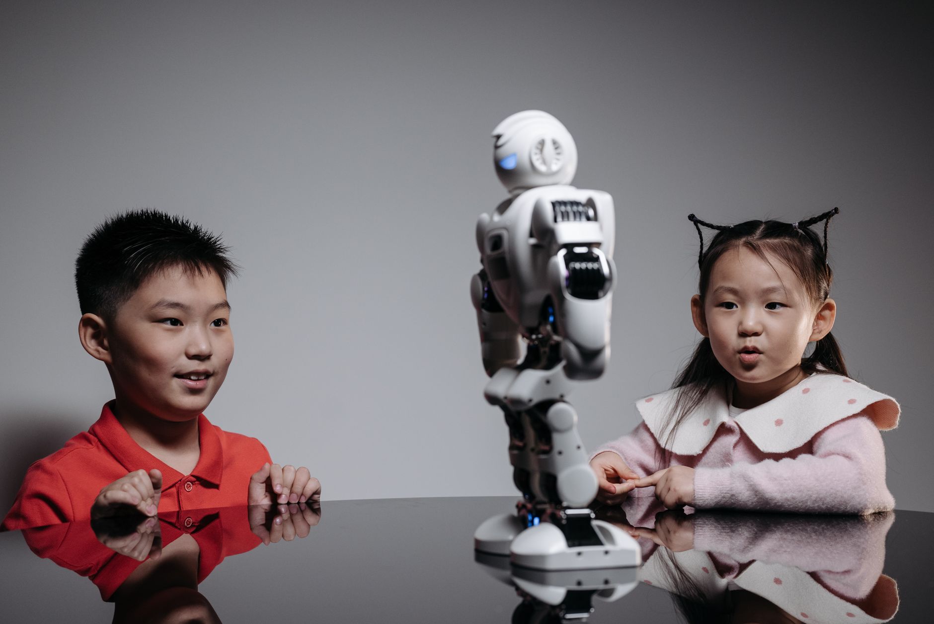 Children Leap Ahead in AI Adoption, Leaving Adults Behind