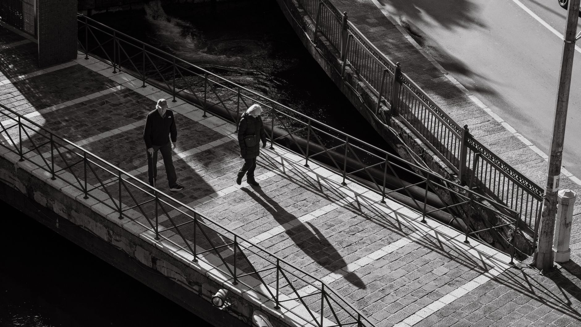 The Unseen Bias: Why We Tend to Walk Anticlockwise