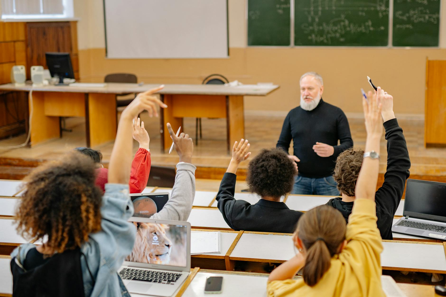 SAIL and EdCIL Collaborate to Transform Education with Smart Classrooms