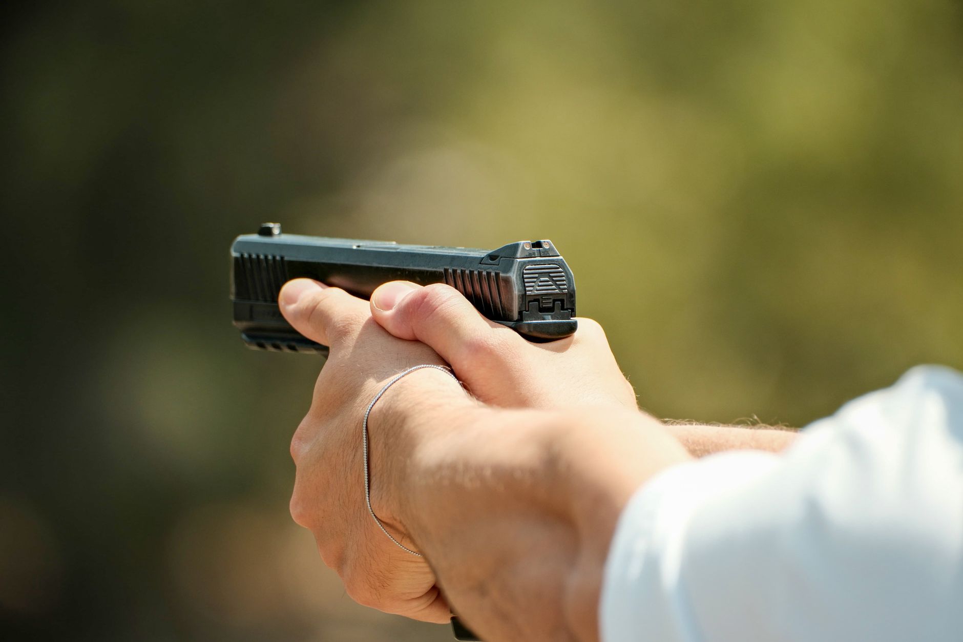 Esha Singh Clinches Silver in Dramatic 25m Pistol Final at Asian Games
