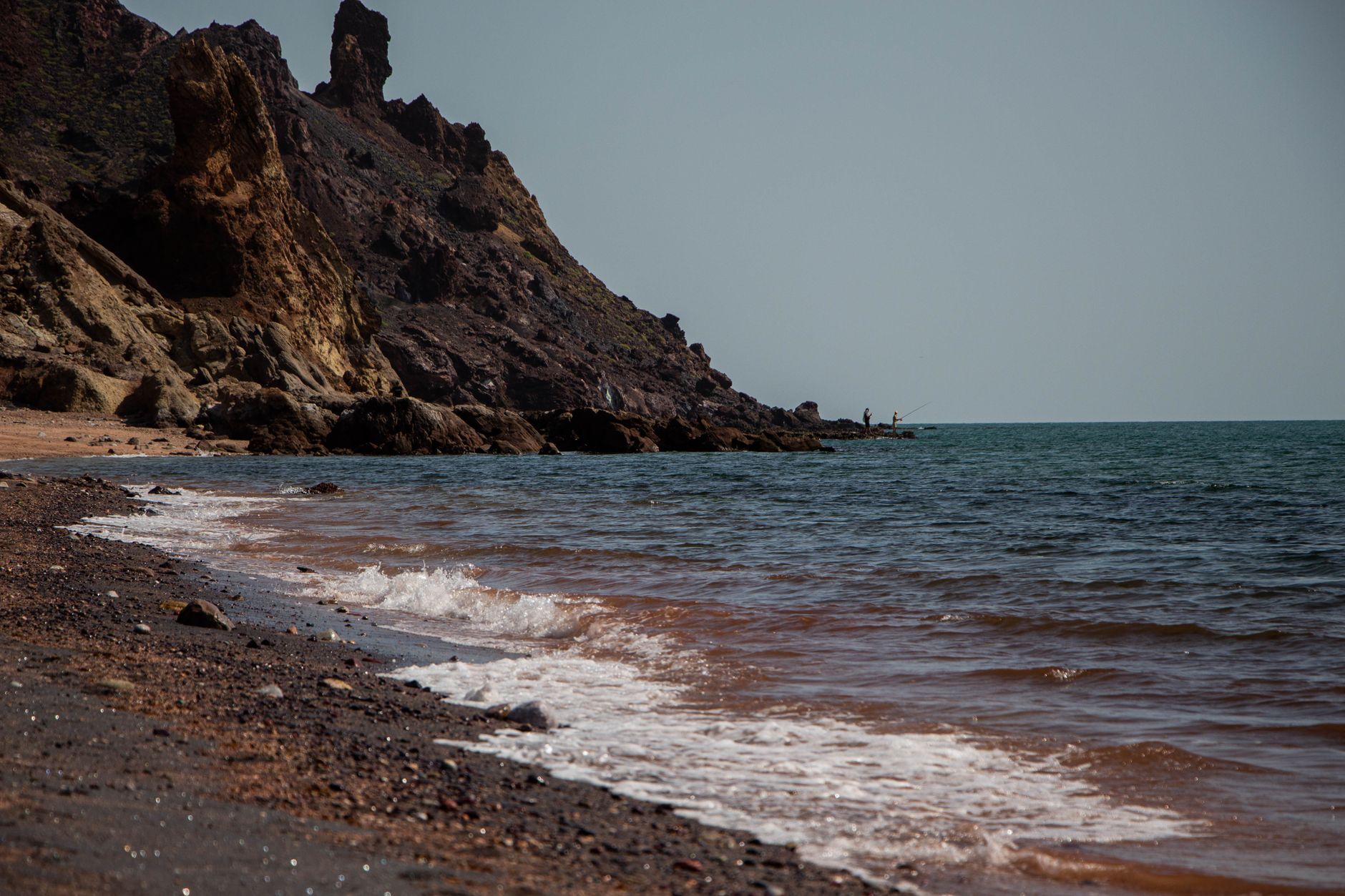 Gulf's Environmental Strain: Iran War's Unseen Casualty