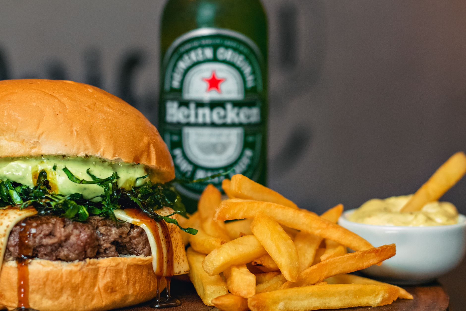 Mixue's Next Move: Bringing Fast Food to the Pub Scene