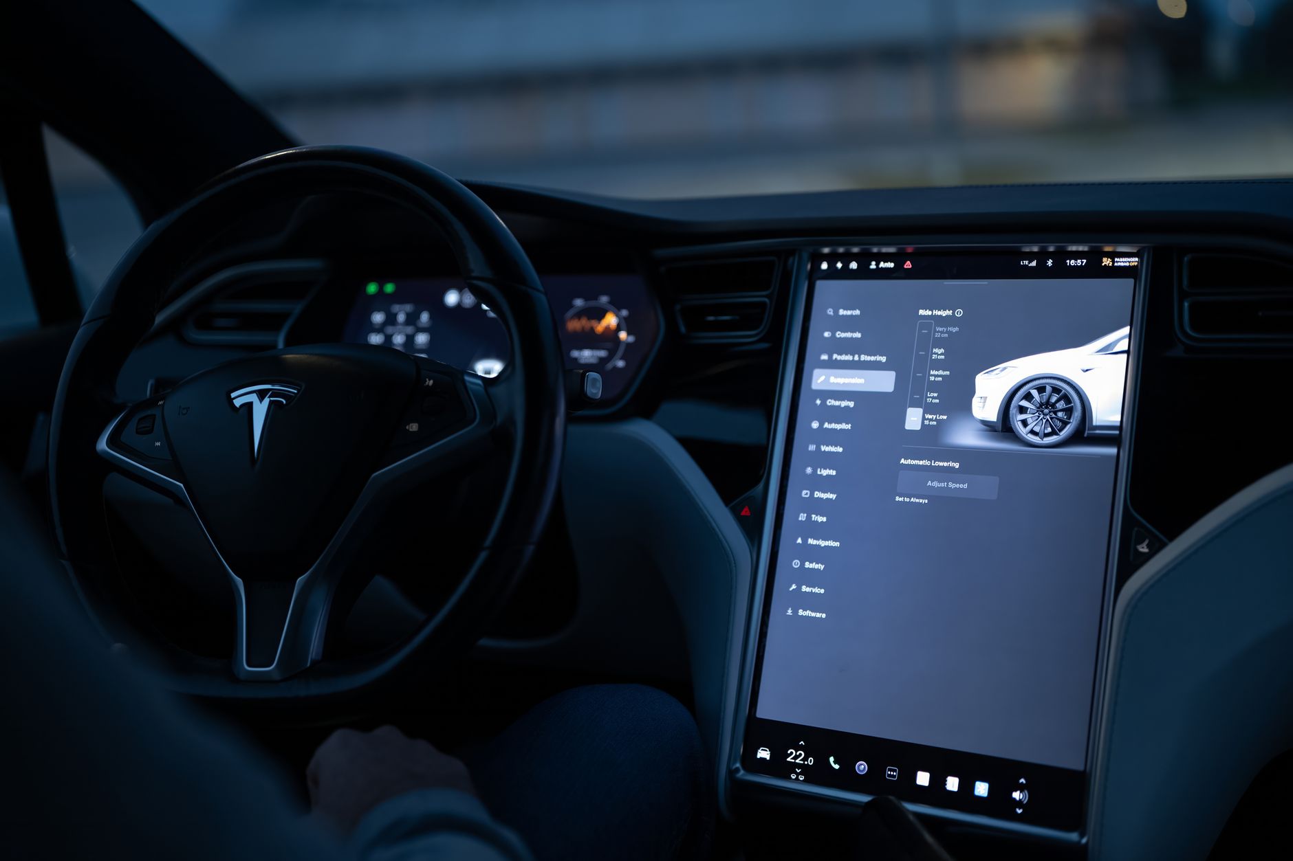Tesla Dismisses China Sale Rumours, Introduces Doubao Software Update