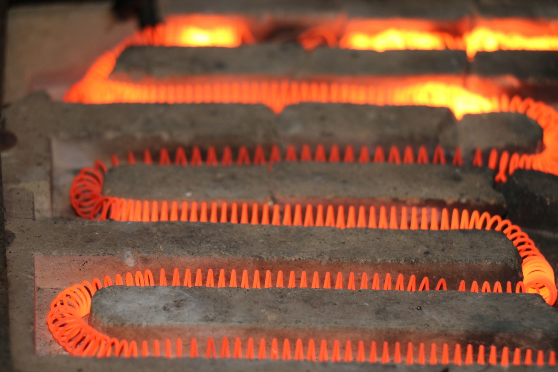 Scientists Rewrite Physics with Programmable Heat Discovery