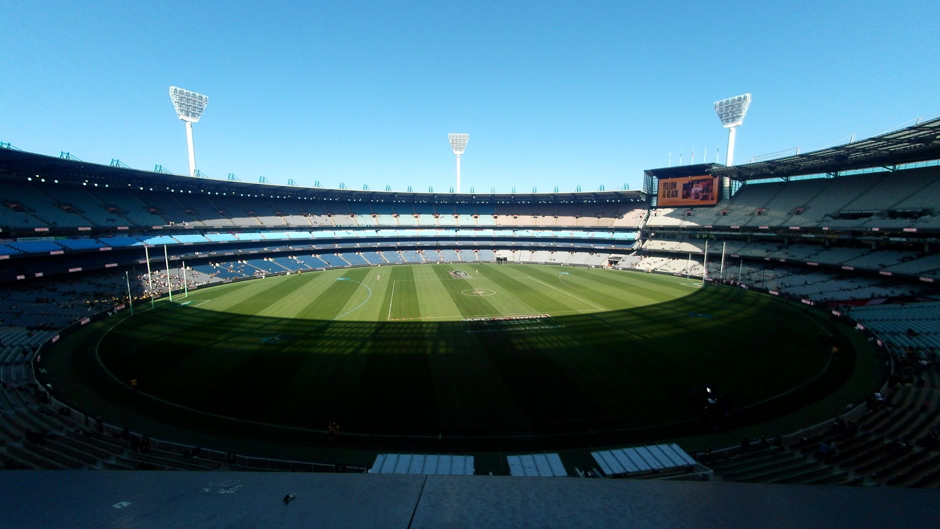 Collingwood Coach Criticises AFL's Video Technology