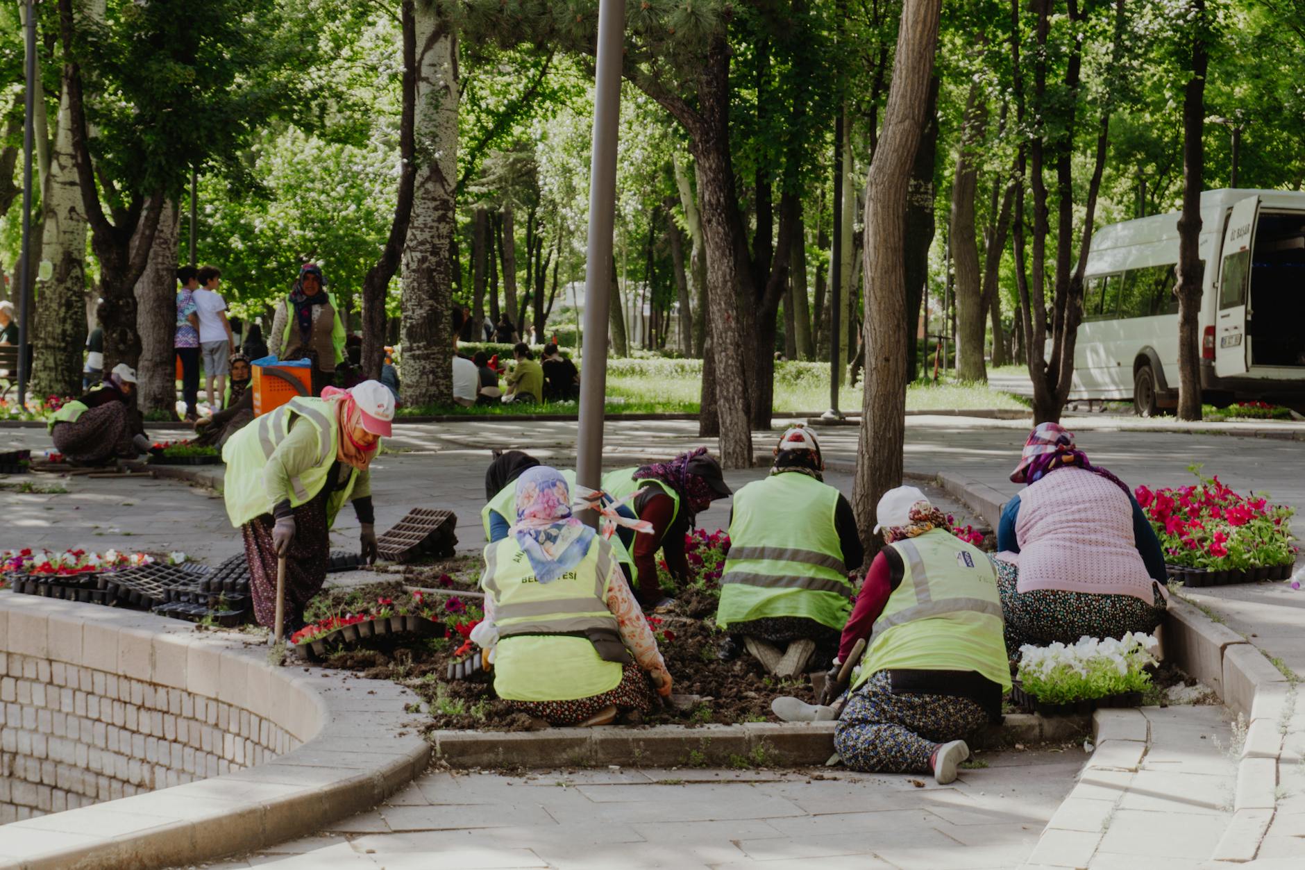 Uzbekistan Seeks Grassroots Solutions for Environmental Change