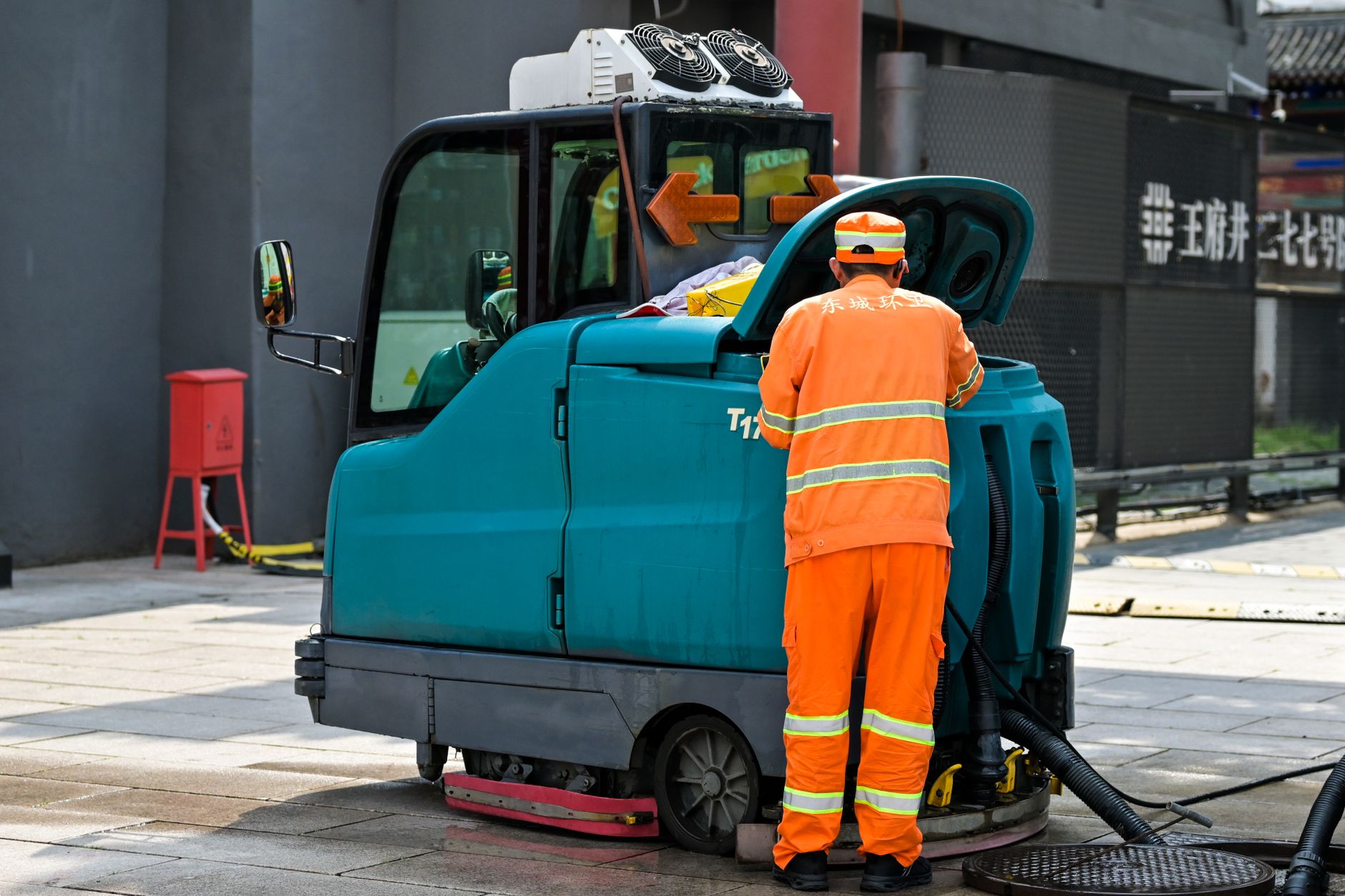 Odisha Embraces Technology to Safeguard Sanitation Workers