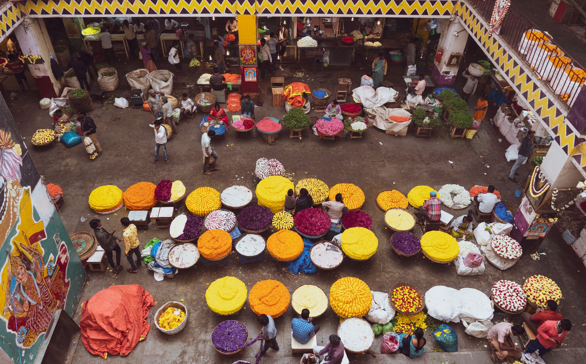 Karnataka High Court Halts KR Market Demolitions Amid Licence Controversy
