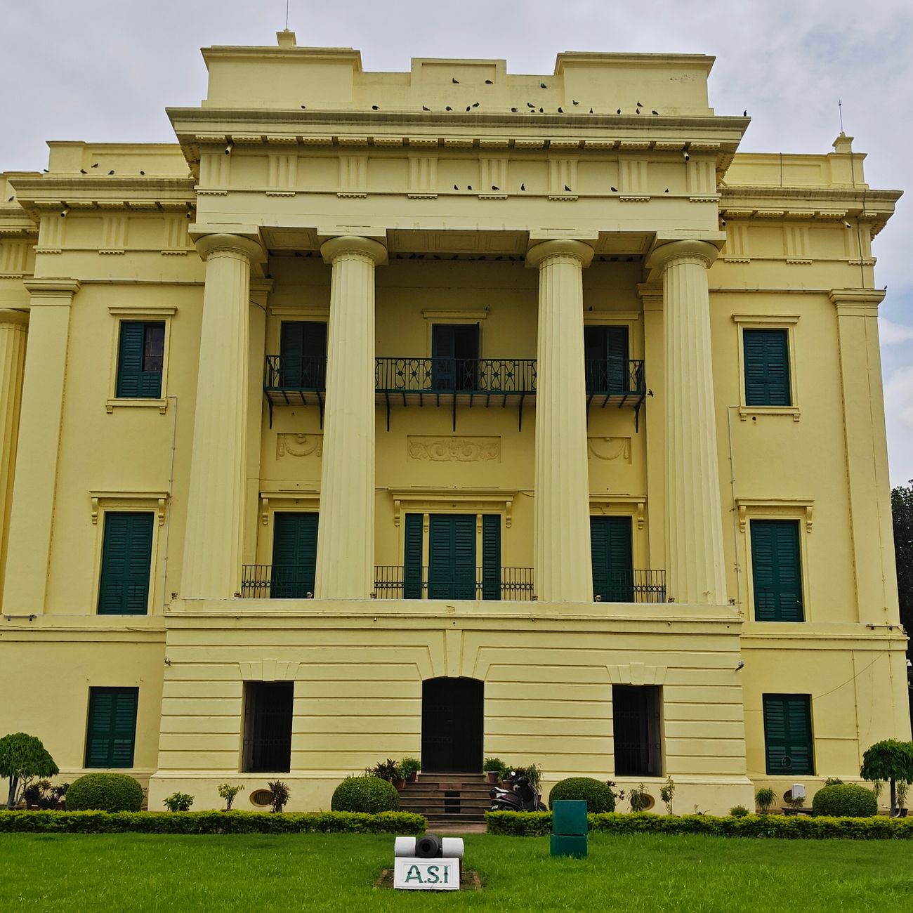 Bengal's Government Faces Familiar Challenges Amid Promises of Change