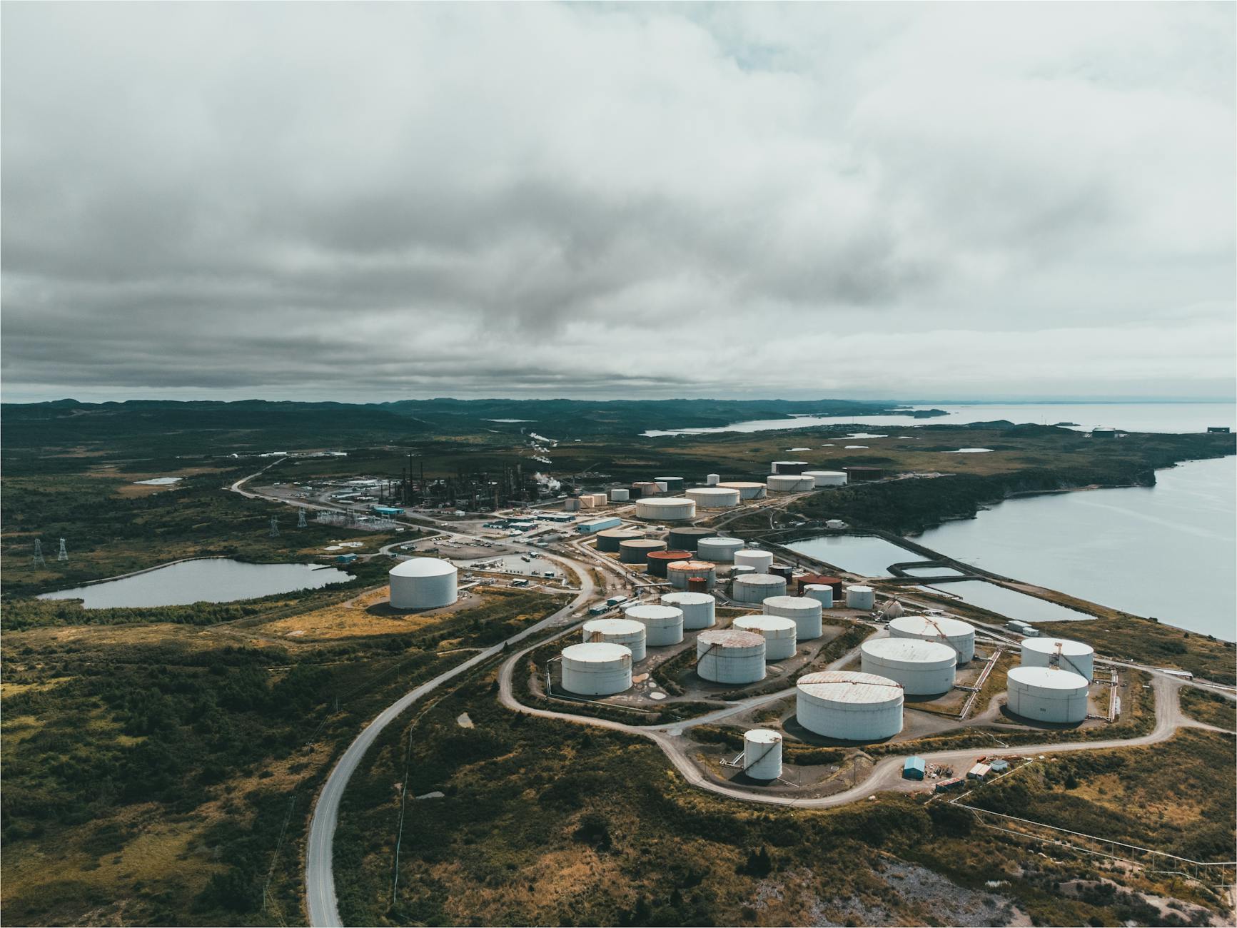 India Mulls Expanding Petroleum Storage in Coastal Zones