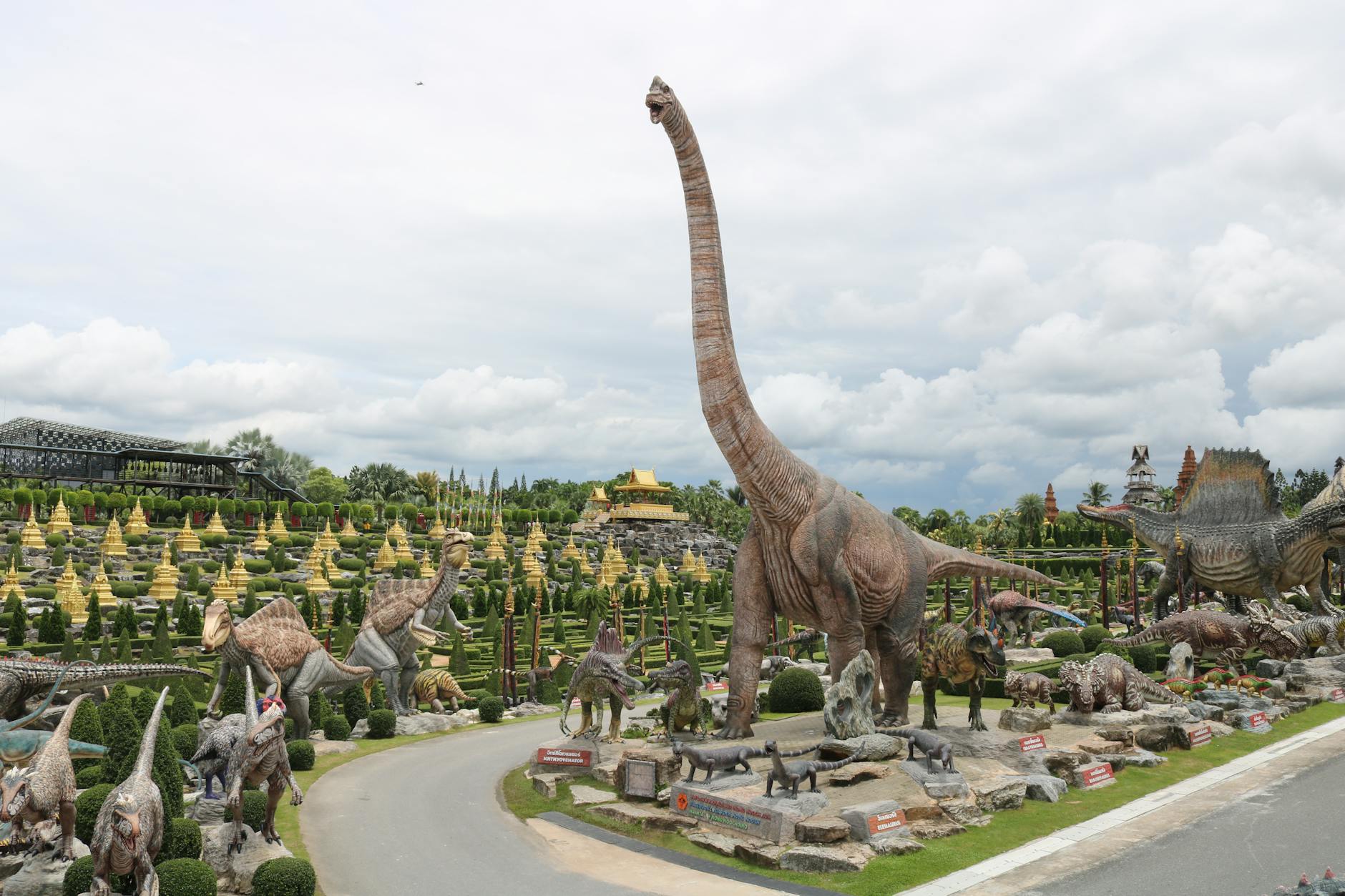 Colossal New Dinosaur Unearthed in Thailand Challenges Size Records