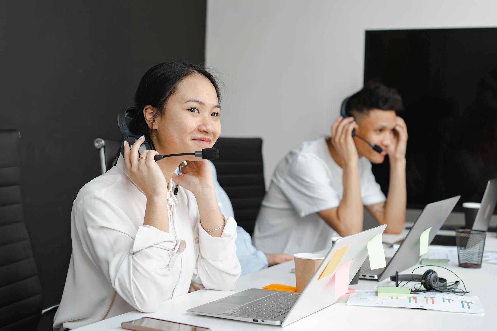 Meta Unveils AI Business Agents to Automate Customer Service
