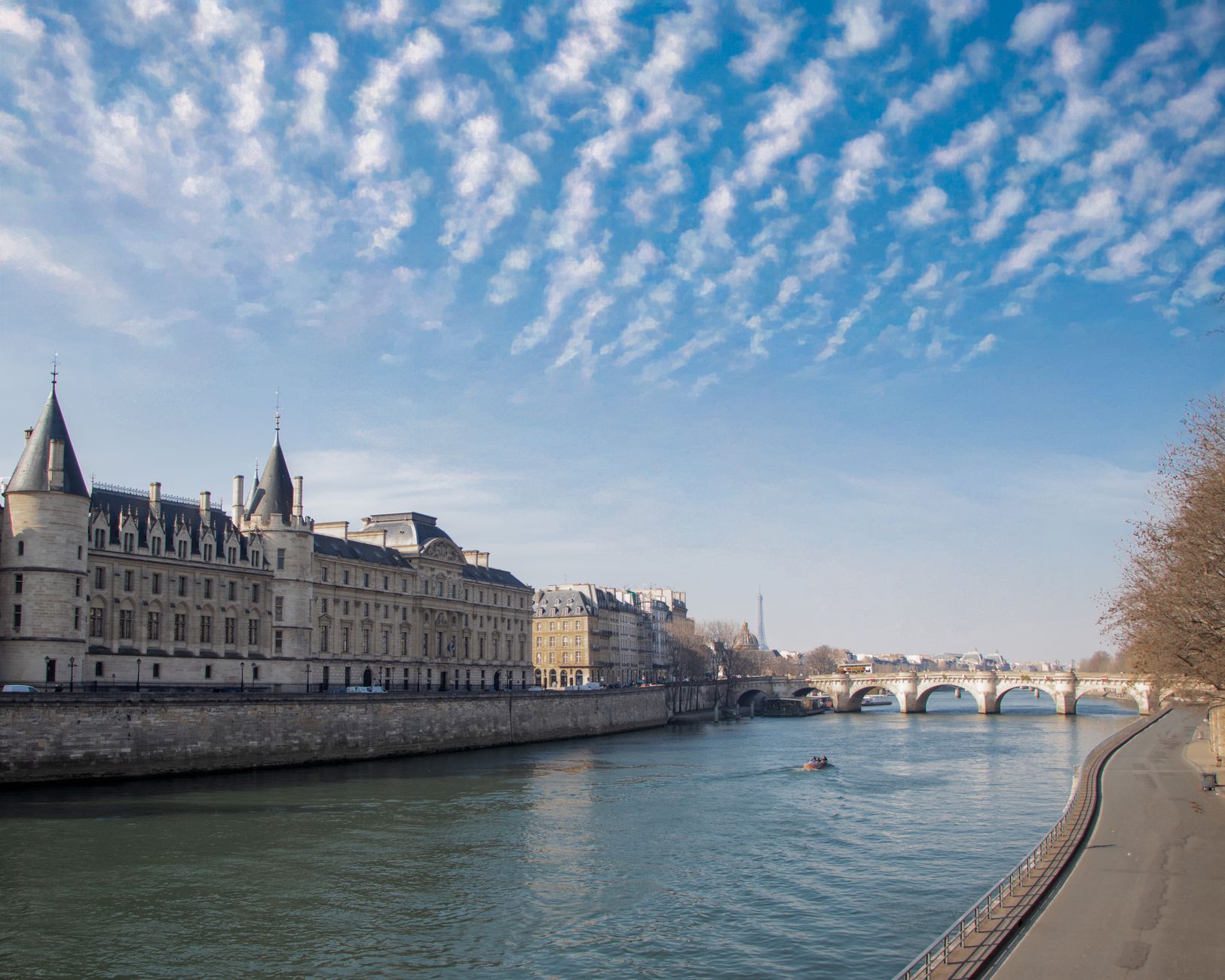 Paris Heatwave Triggers Surge in Mortality Rates