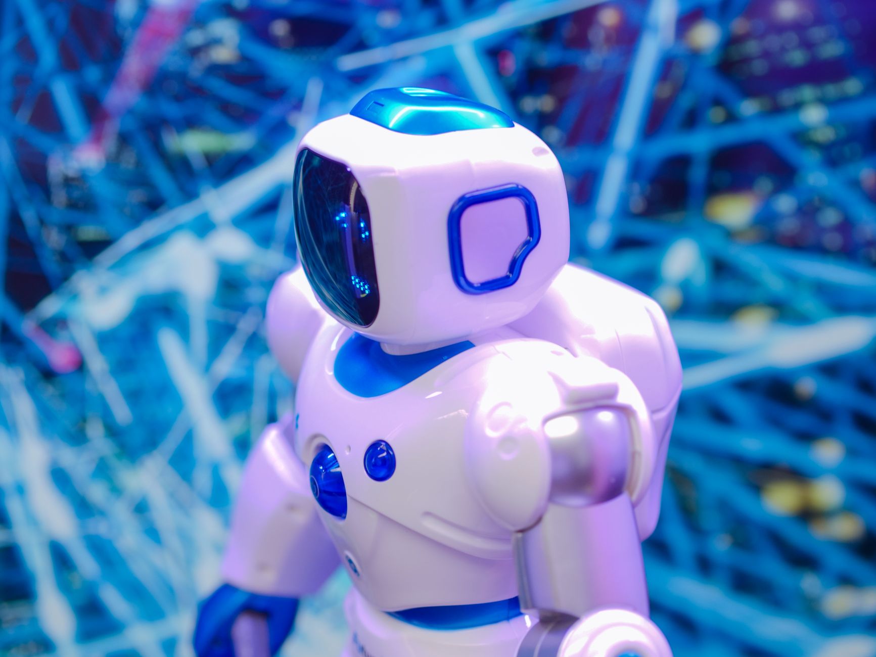 AI Pioneers New Frontier with Synthetic Viruses