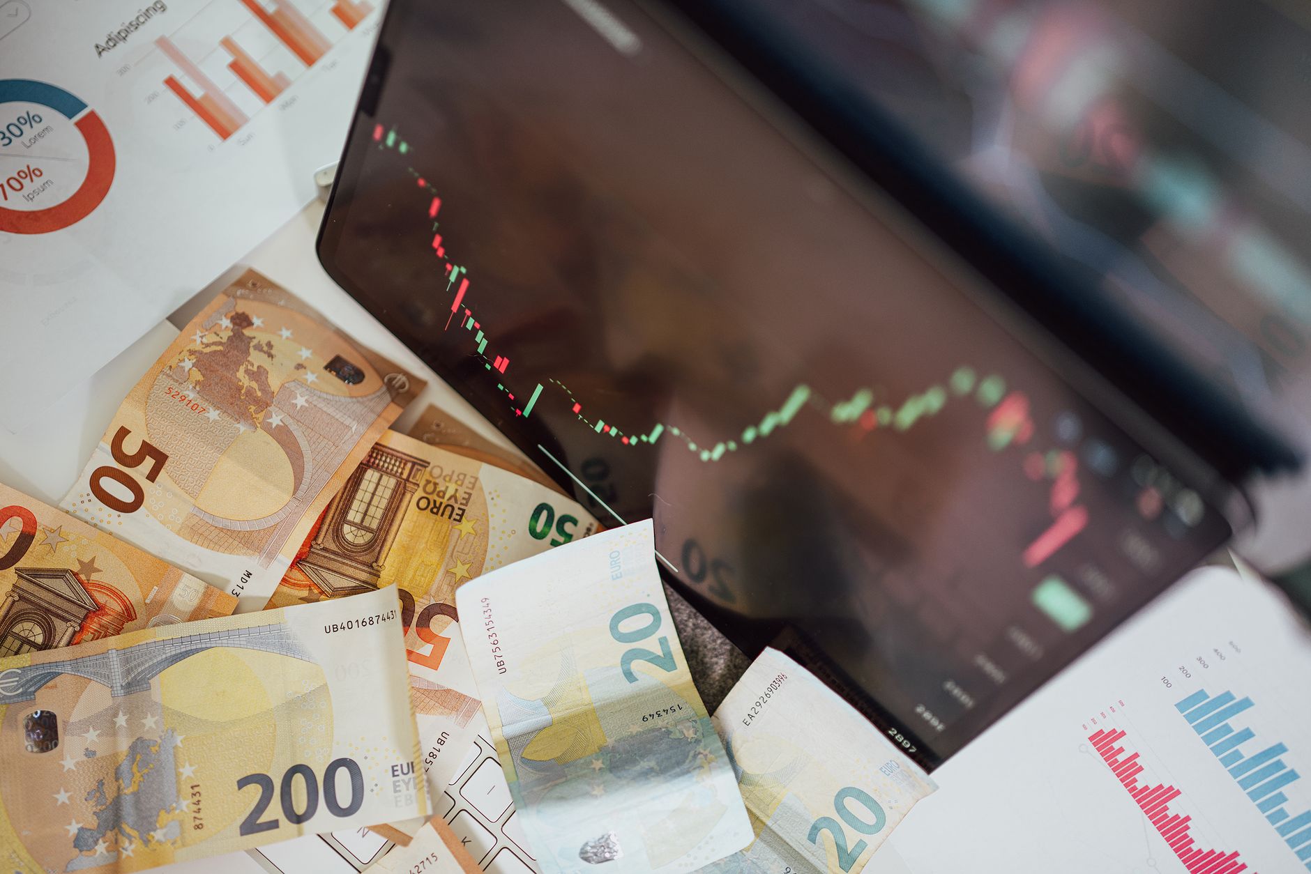 Sridhar Vembu Warns of Business Strain Amid Soaring Memory Costs