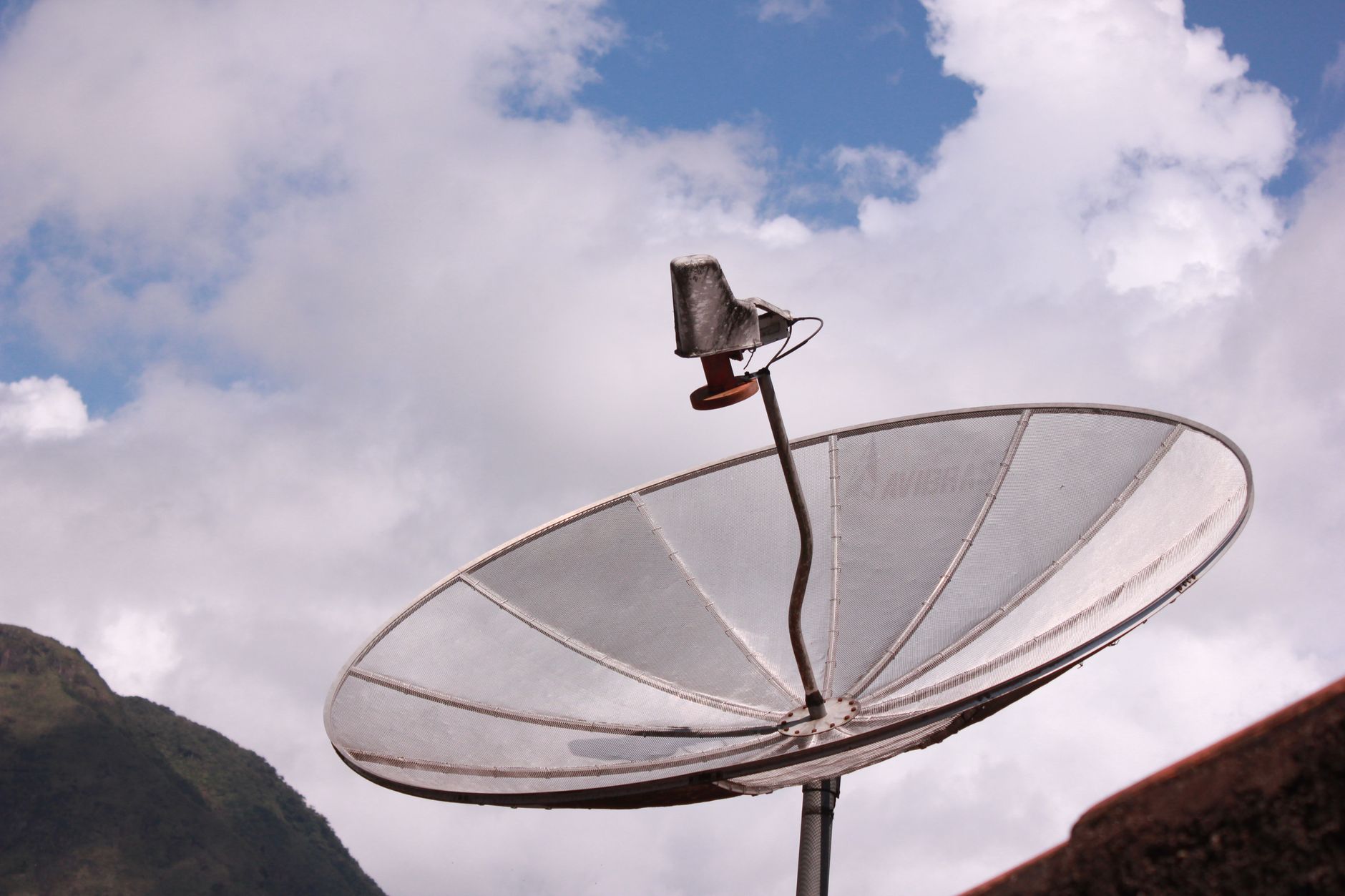 TRAI Ends Sports Signal Sharing for Internet TV, Proposes Alternatives