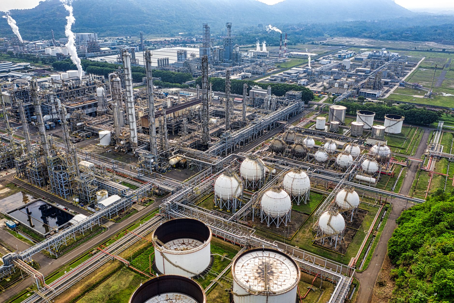 Rubio's Visit to India's Refinery: A Diplomatic Dance