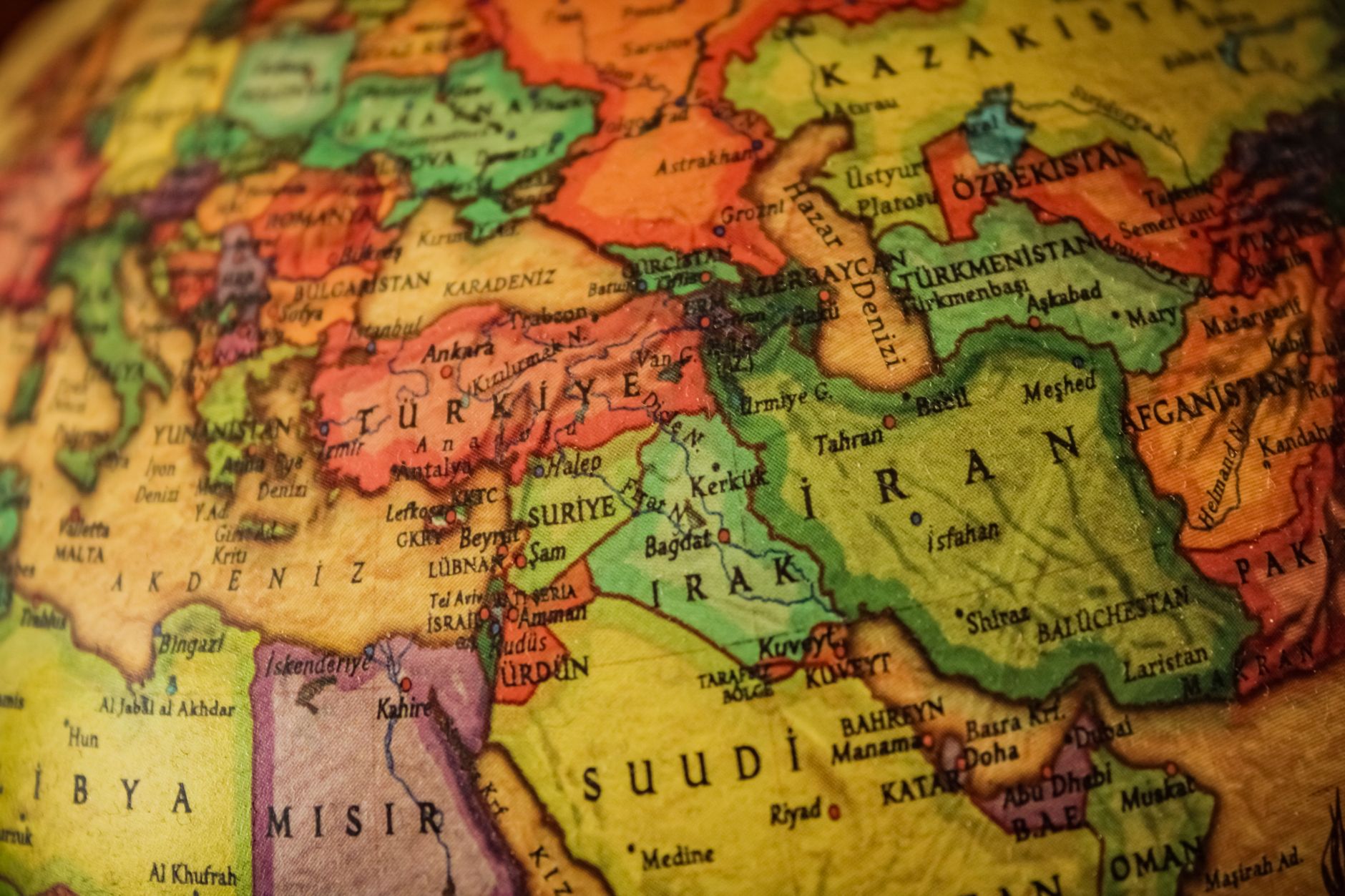 Iran's Commanders Ready for War Amidst Global Tensions