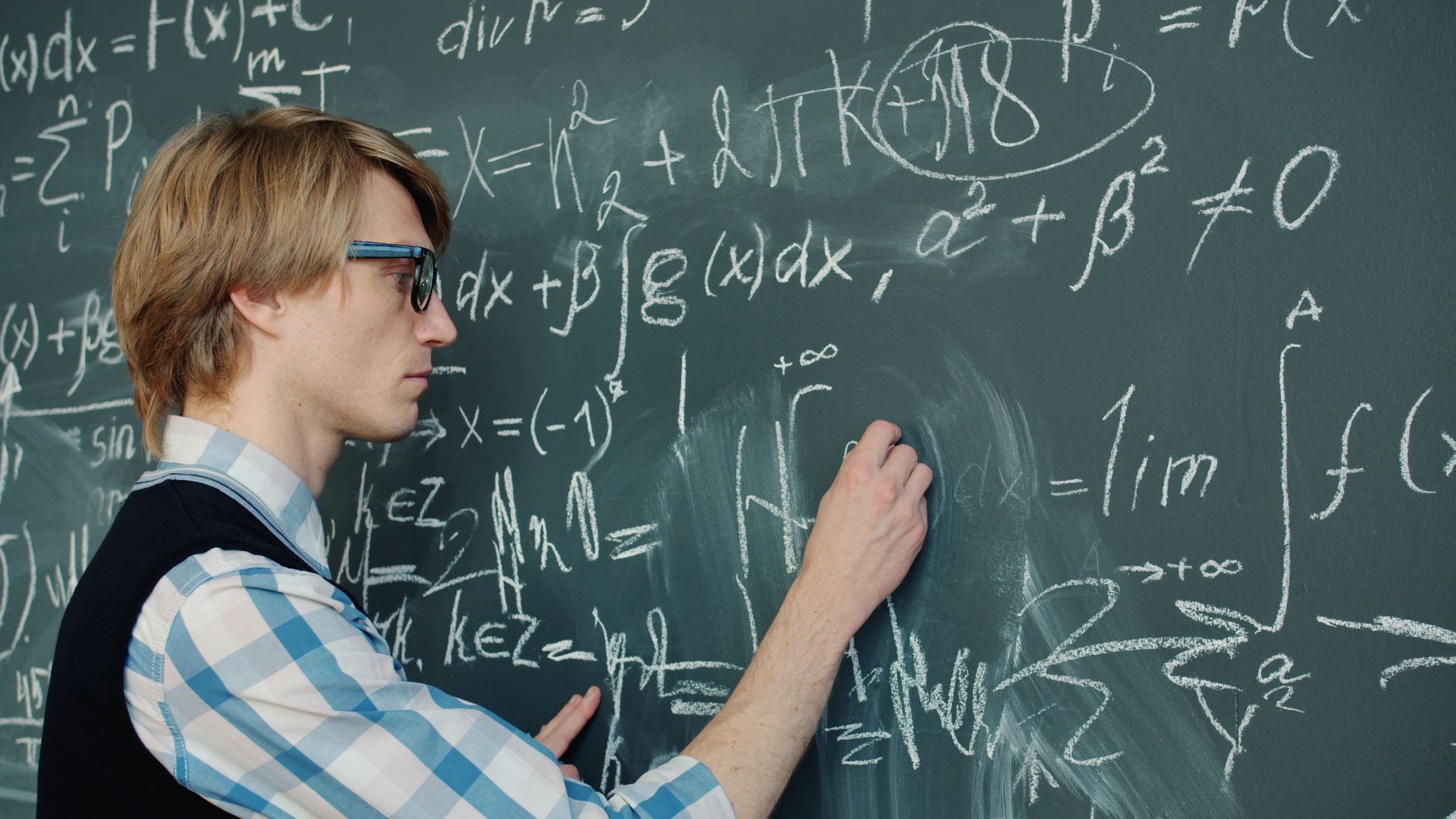 Mathematicians Clash Over AI's Role in Scientific Integrity