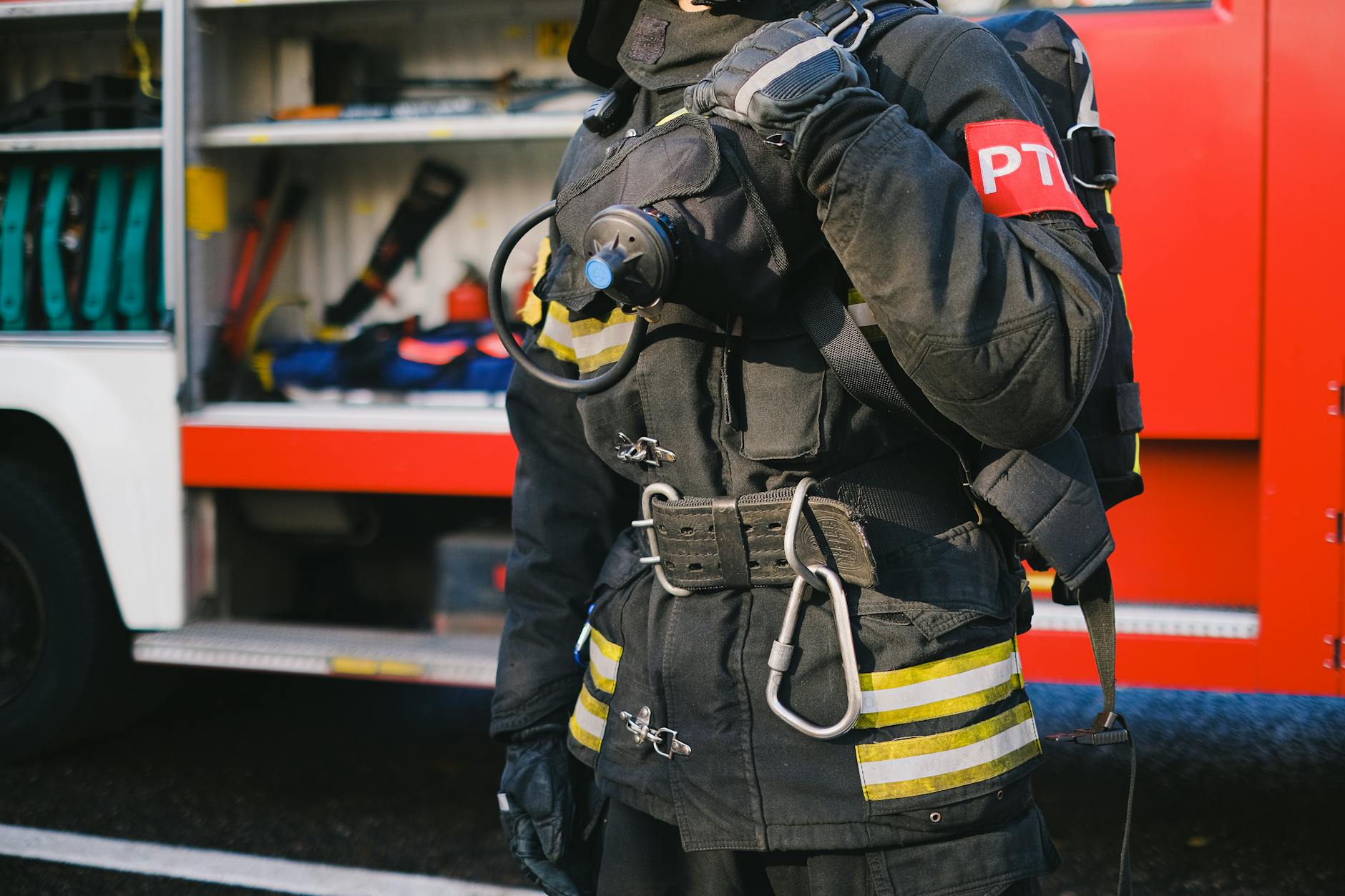 Fire Engulfs Ministry of Education Building in Delhi’s ITO Area