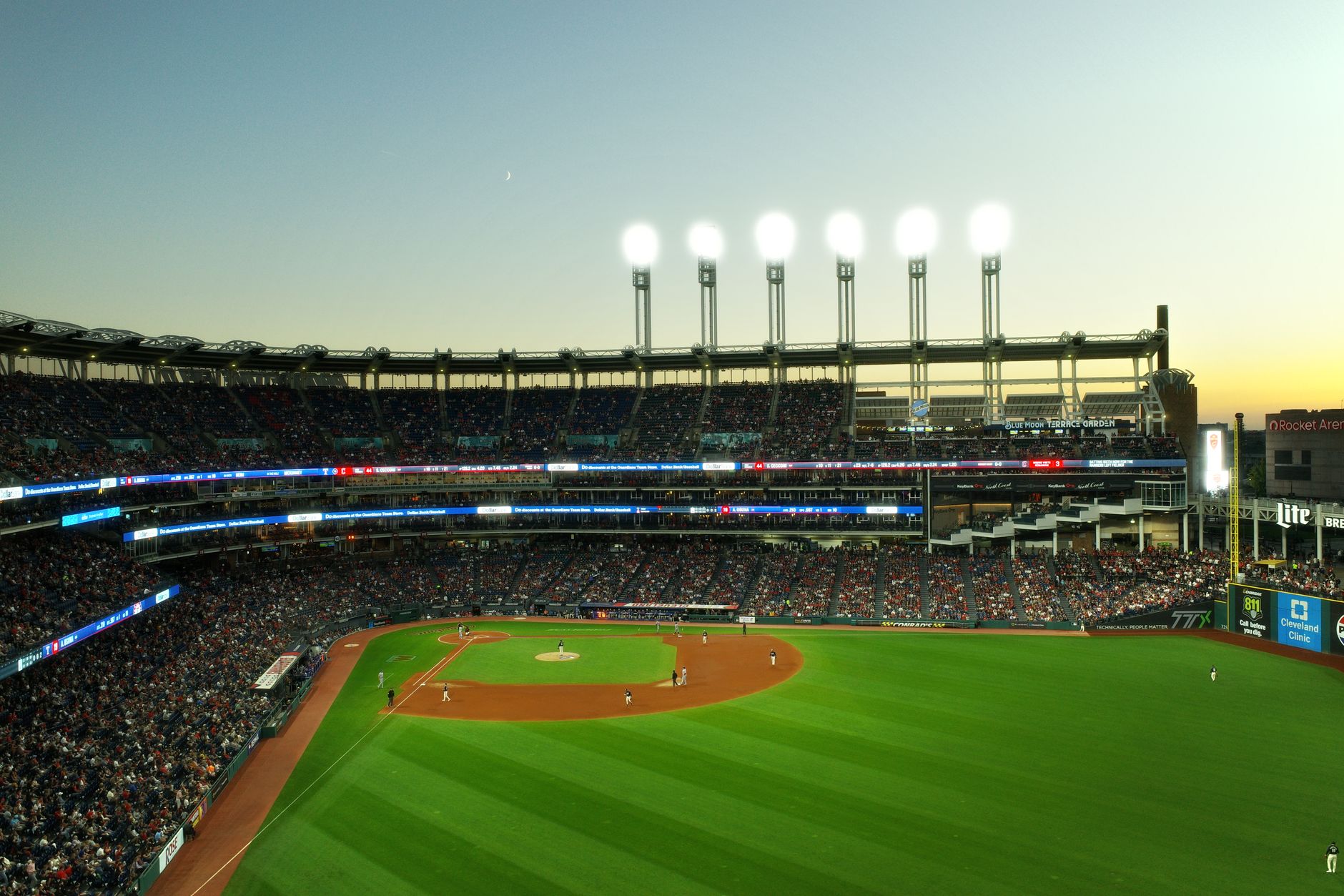 Guardians Rally to Triumph Against White Sox, Force ALDS Decider