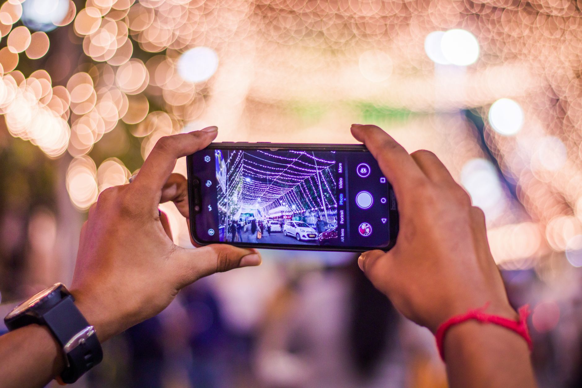 Rising Costs Dampen India's Festive Smartphone Spirit