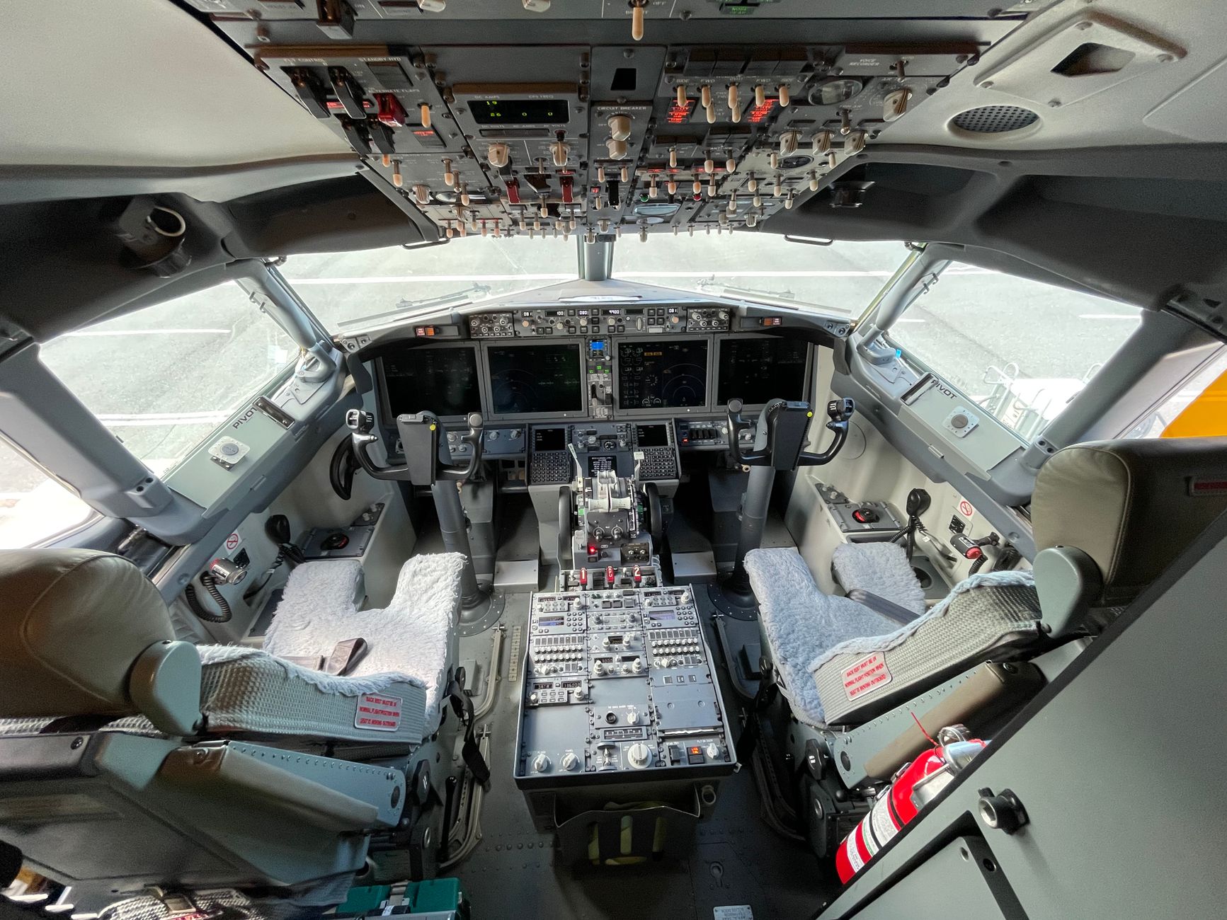 Heroic Resolve: Indian Pilot's Bravery Prevents flydubai Disaster
