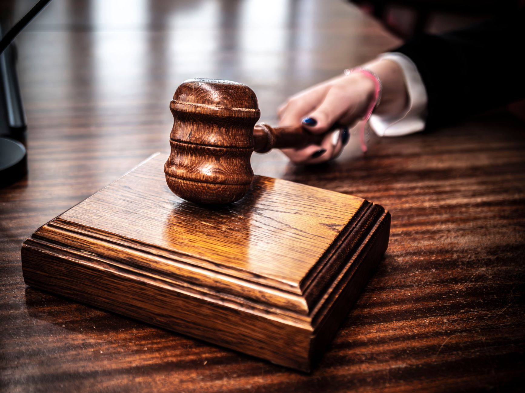 Apple Faces Record $5.7 Billion Payout in Haptic Patent Dispute